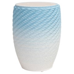 Metric Hocker und Tisch in Blau