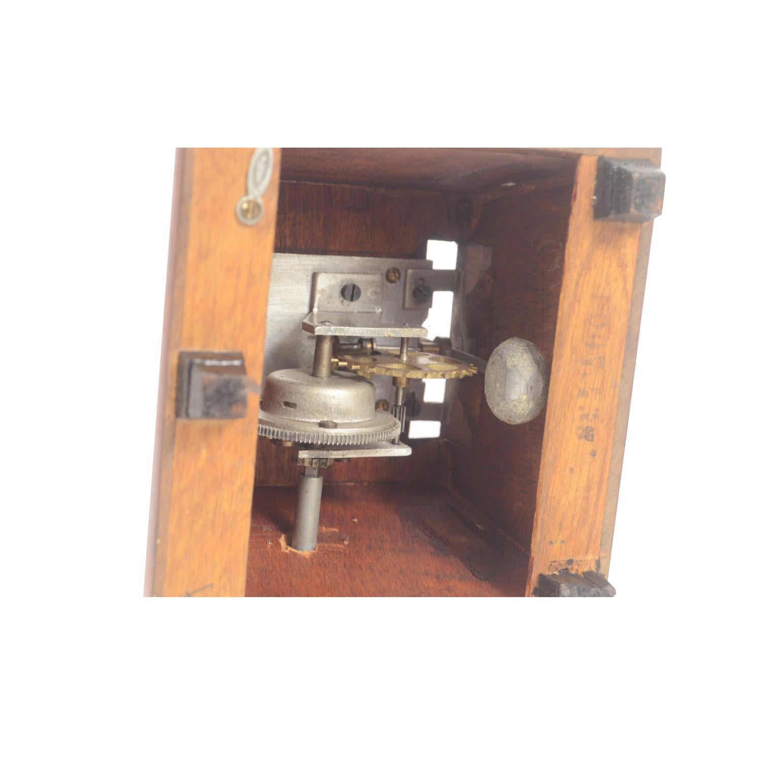 Metronome System Johan Maelzel Oak Wood Measuring Instrument made in 1900s  1
