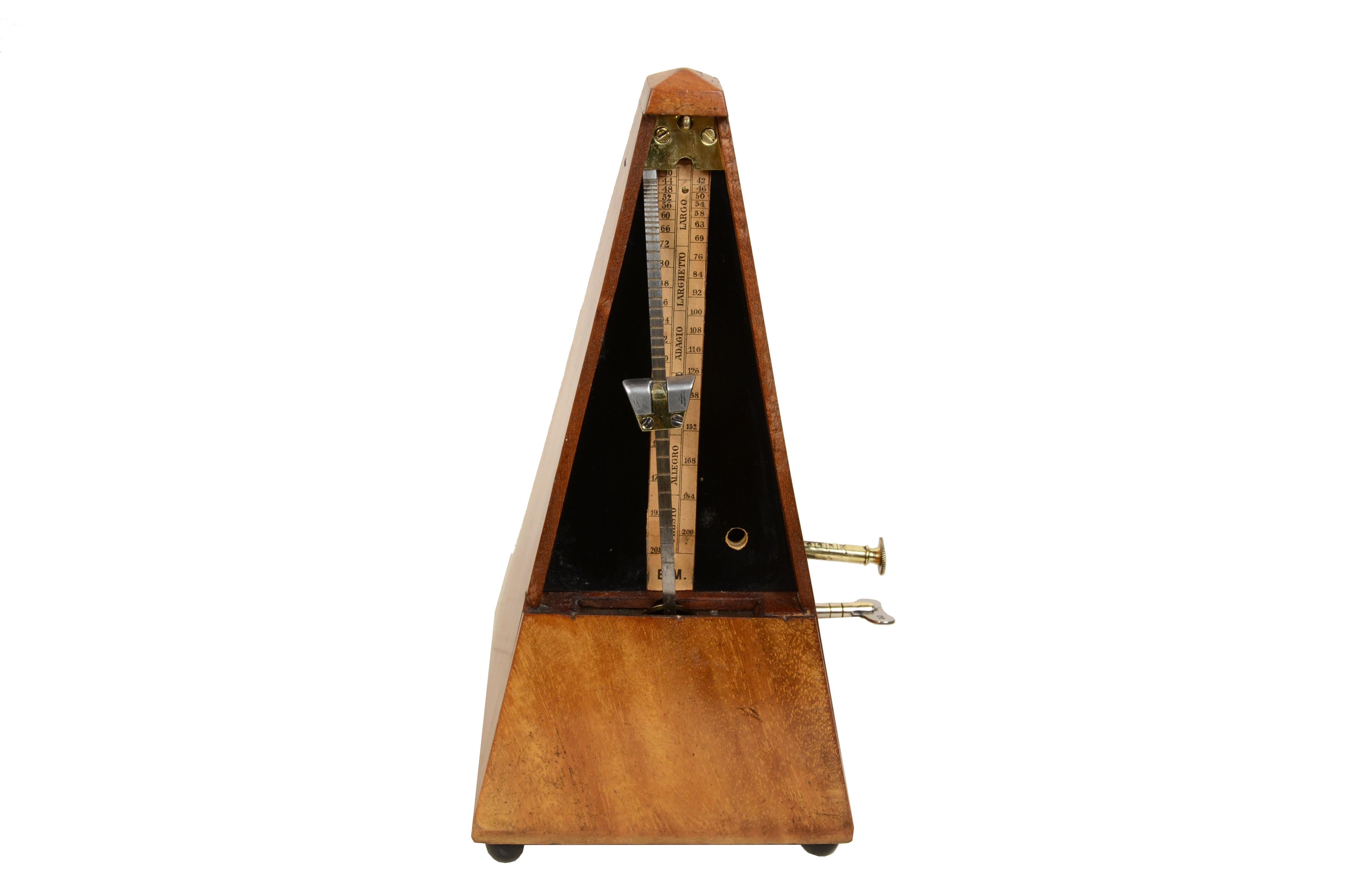 Metronome system  Johan Maelzel (1772-1838) in wood from the early 1900s. For Sale 5