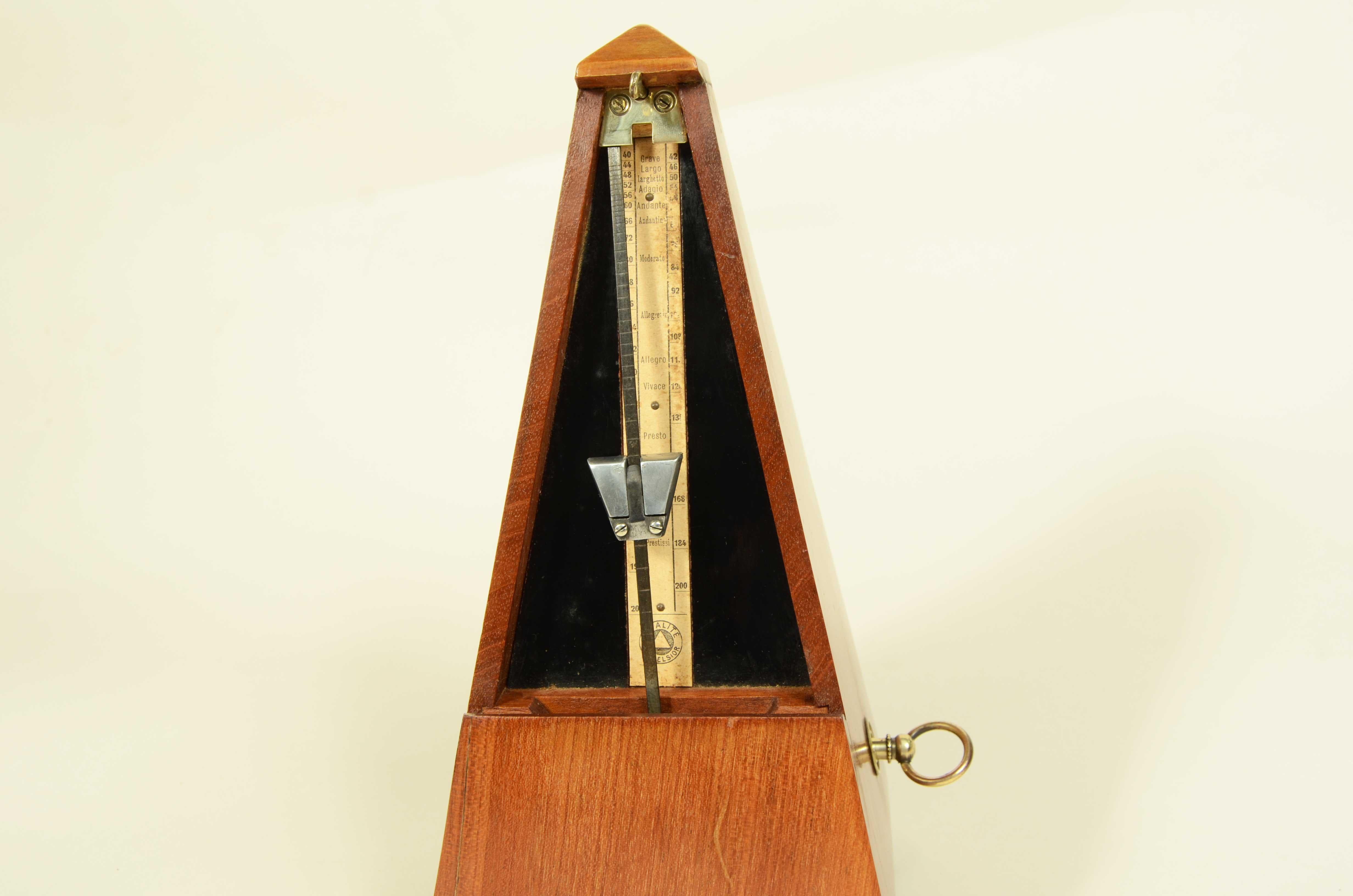 Metronomo sistema Paquet 1815 e J. Maelzel 1846 della seconda metà del XIX sec. in vendita 2