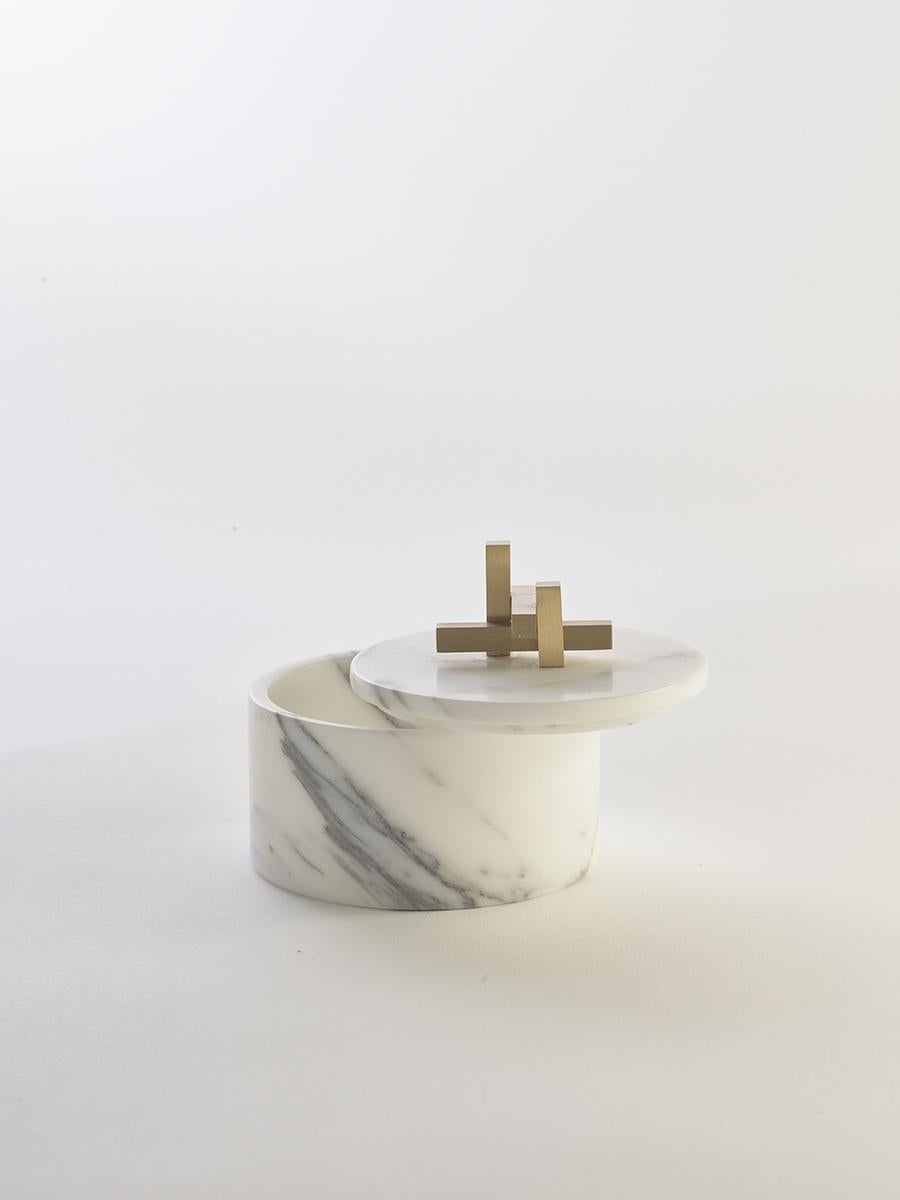 Purity of form with a touch of elegance, the ever popular round Metropolis Box serves as the perfect accessory for keeping your jewellery and valuables stored in style.

Greg Natale’s latest range of luxury home accessories presents intricate