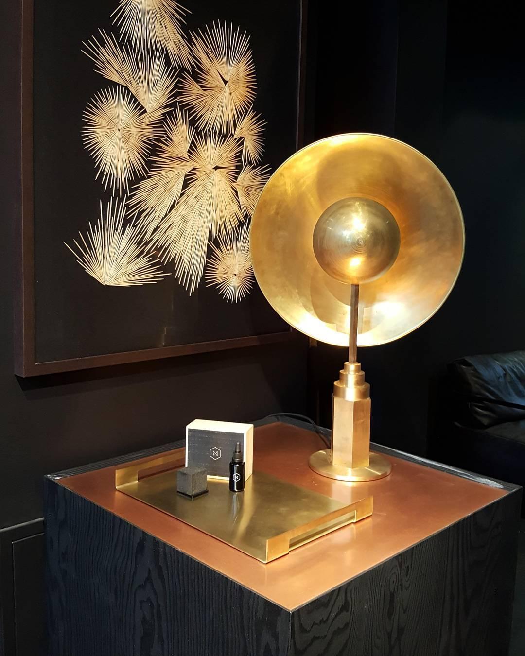 Metropolis Contemporary Sculptural Brass Table Lamp by Jan Garncarek For Sale 3
