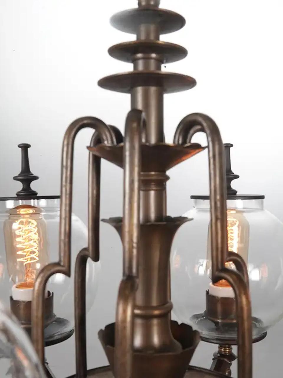 Araña Art Decó estilo Metrópolis Estadounidense en venta