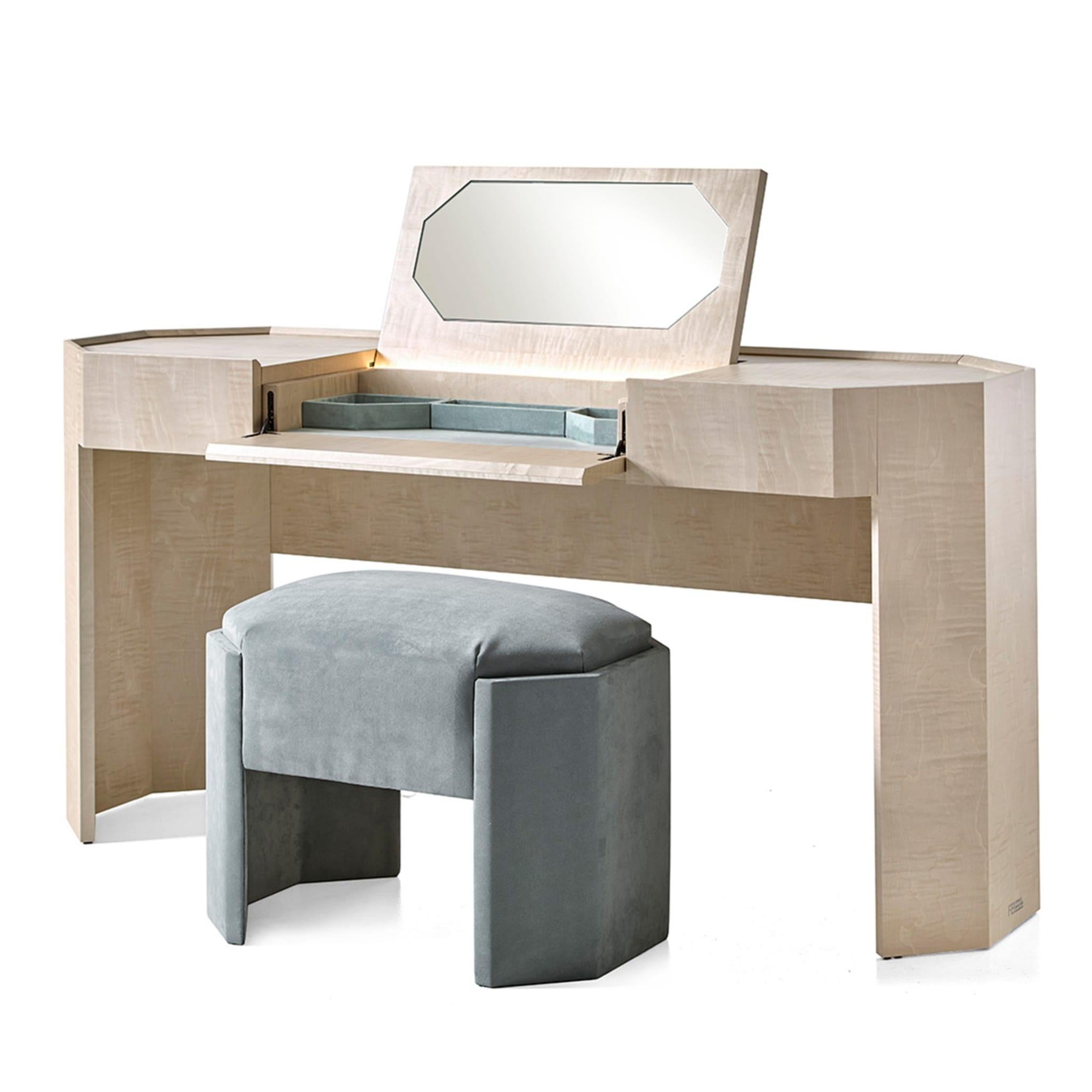Metropolis Vanity Table In New Condition For Sale In Milan, IT