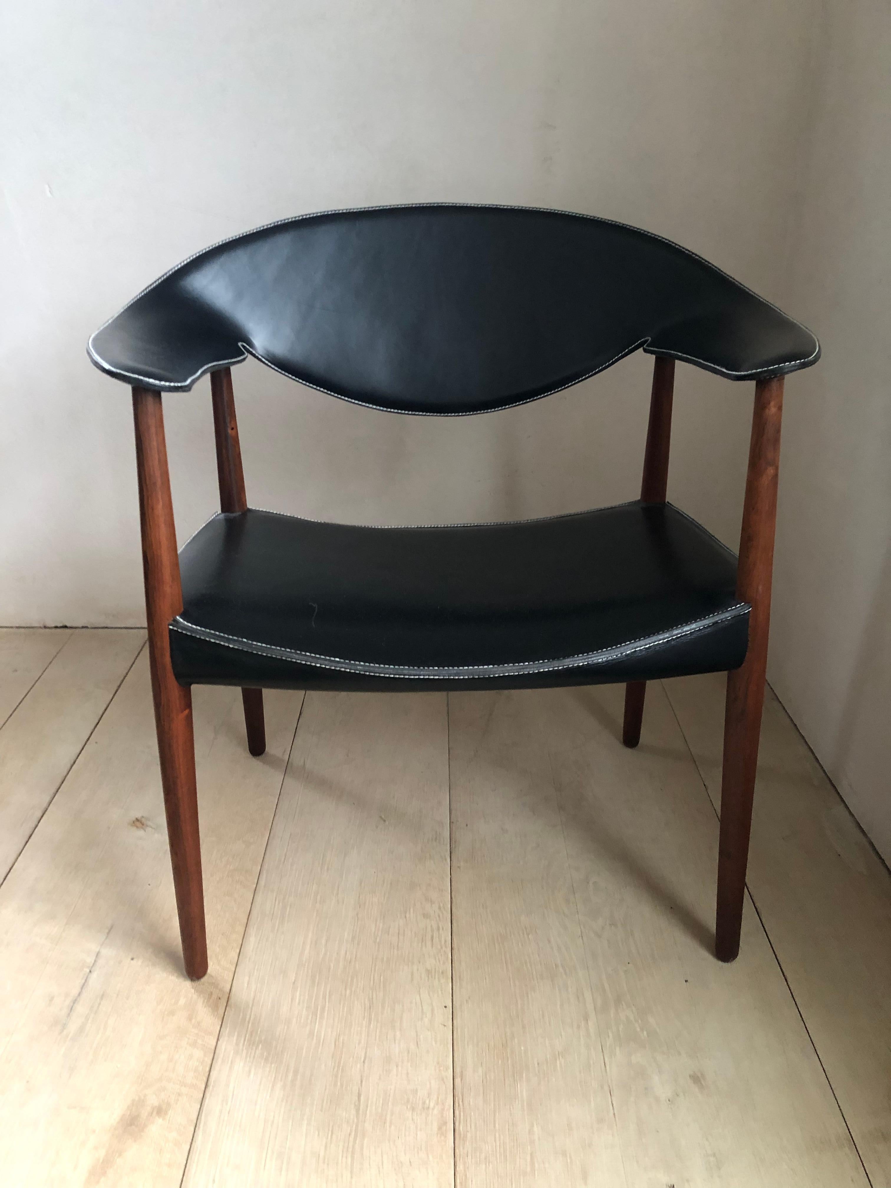 Metropolitan Chair by Ejnar Larsen and Aksel Bender Madsen, circa 1960 In Good Condition For Sale In London, GB