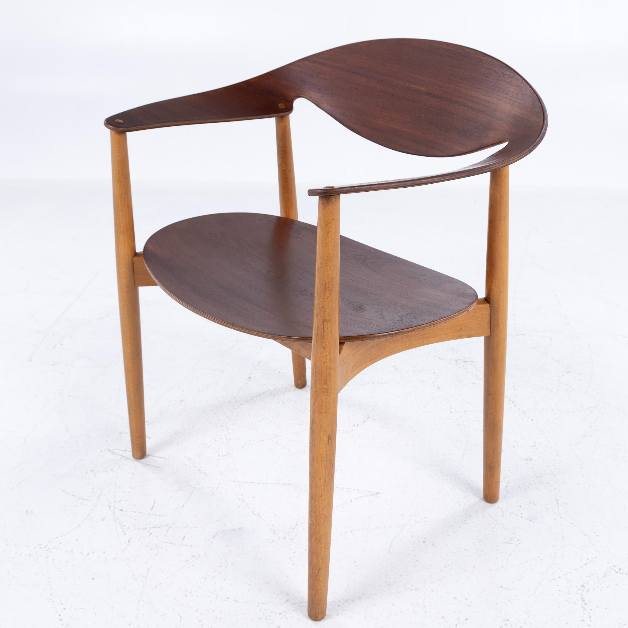Danois Chaise Metropolitan en hêtre patiné et teck. en vente