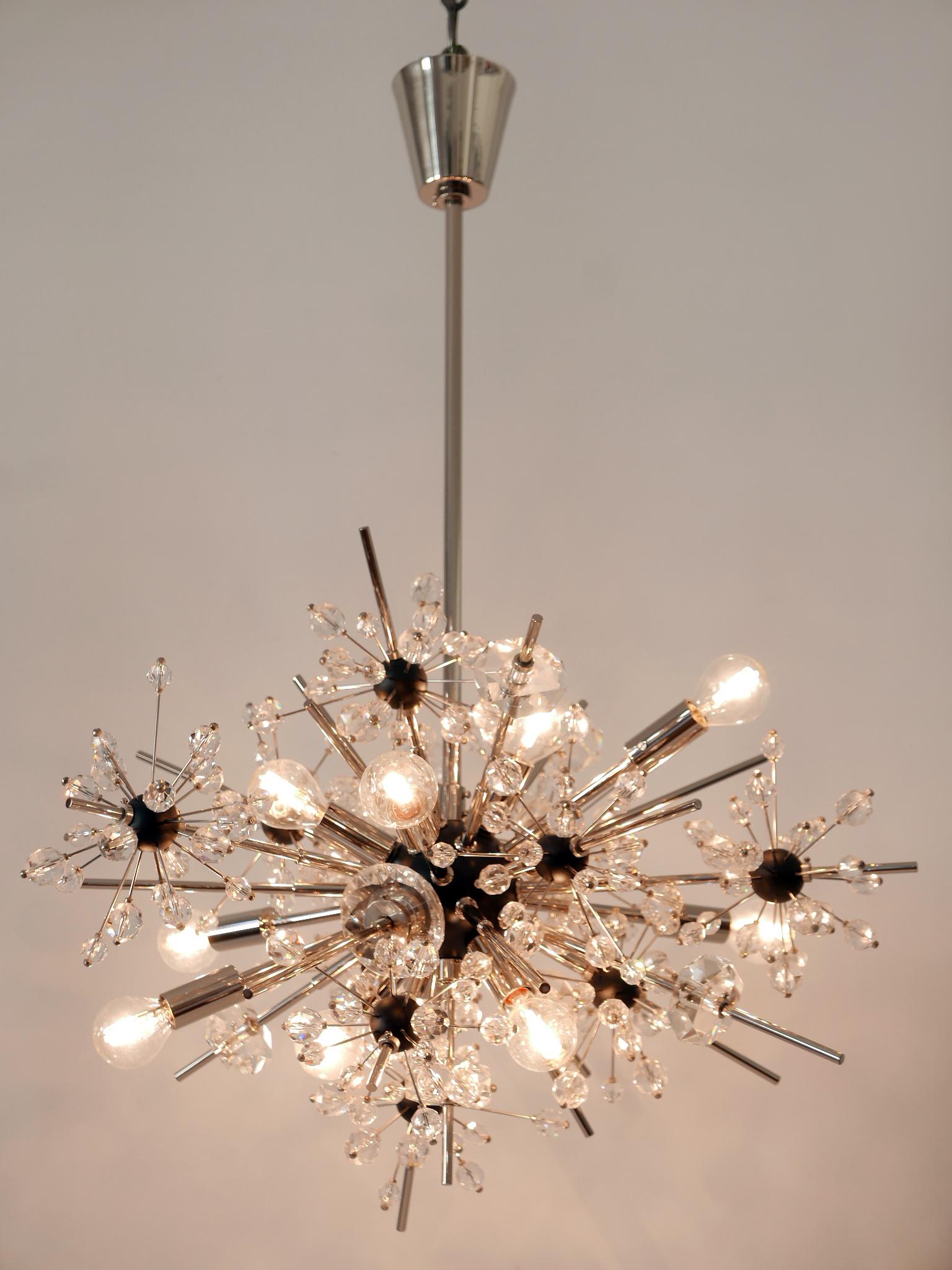 Metropolitan Opera Foyer Chandelier by Hans Harald Rath for J. & L. Lobmeyr 1