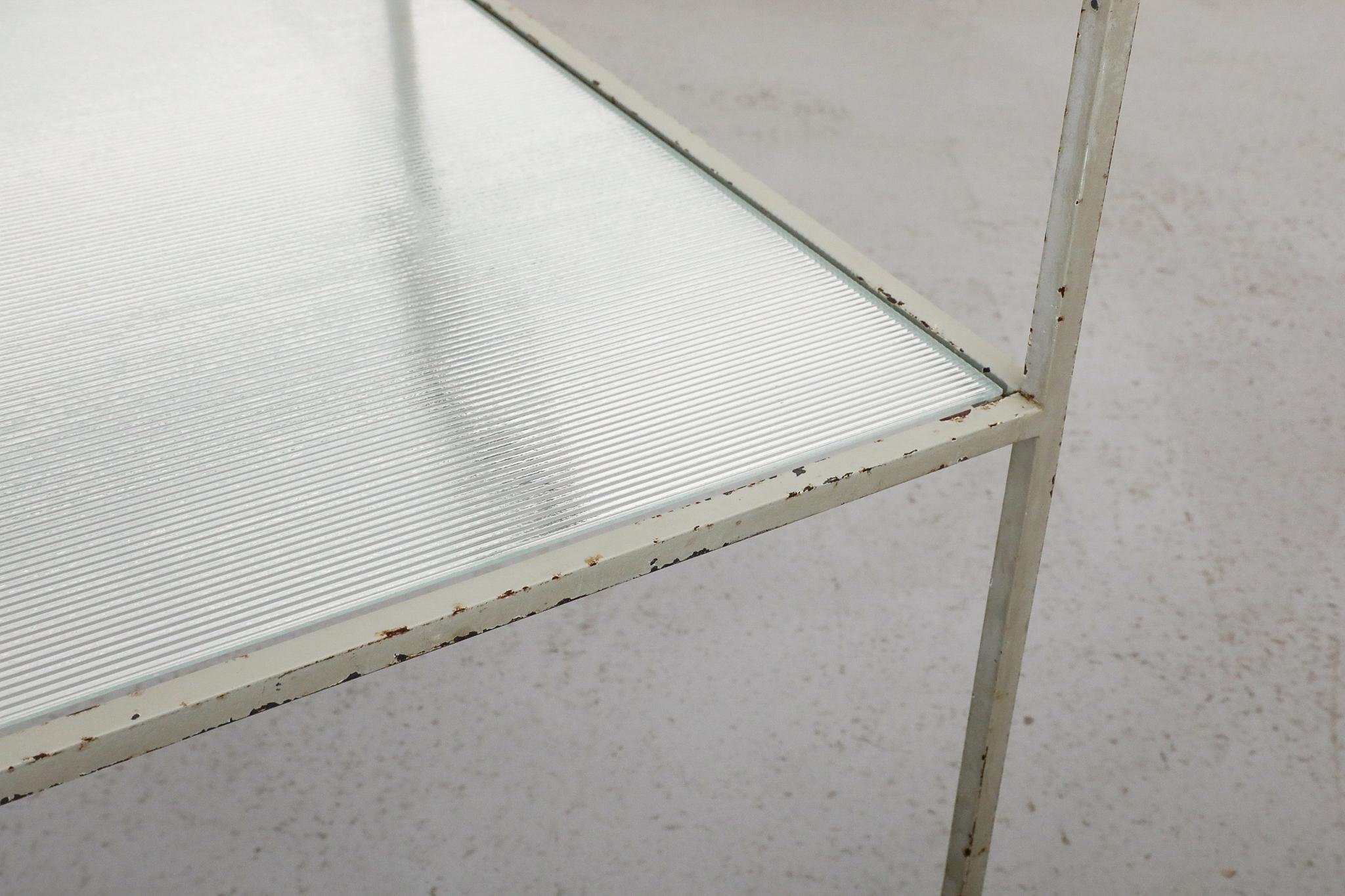 Metz & Co. Chariot de bar en verre et métal gris avec poignée en bois, style Bauhaus en vente 8