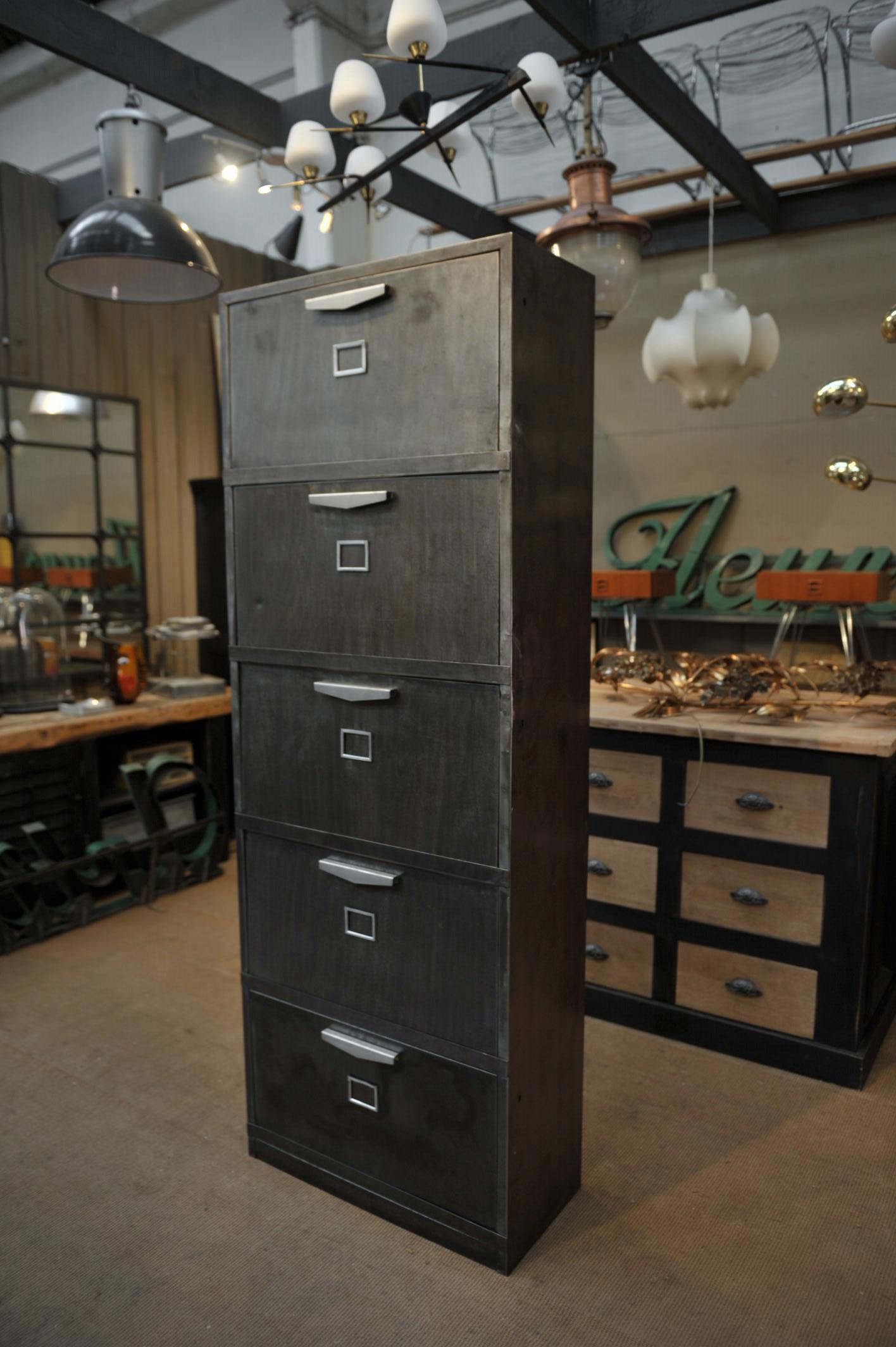 Meuble à bascule 5 clapets 1960's in vendita 5