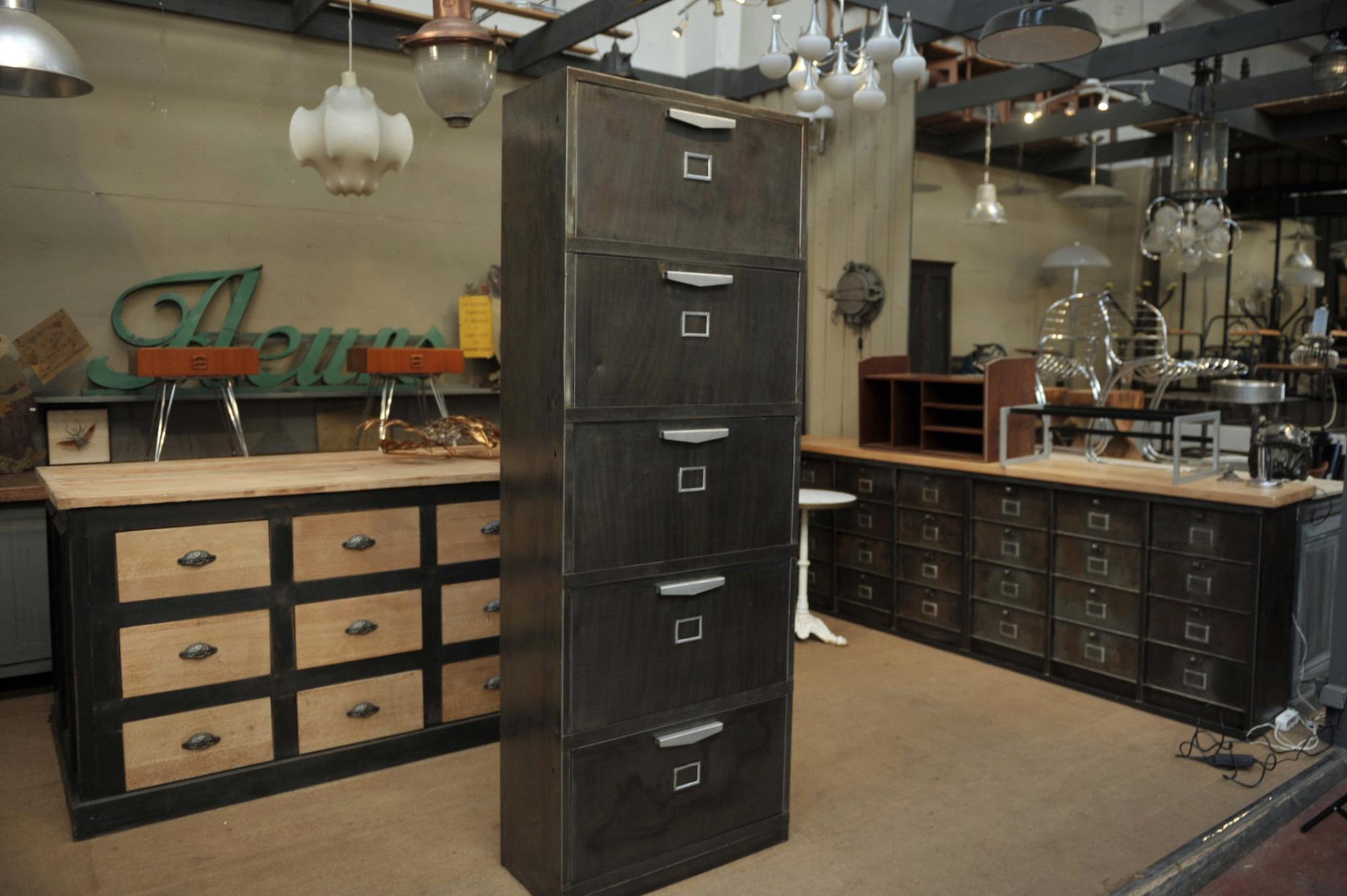 Meuble à bascule 5 clapets 1960's in vendita 2