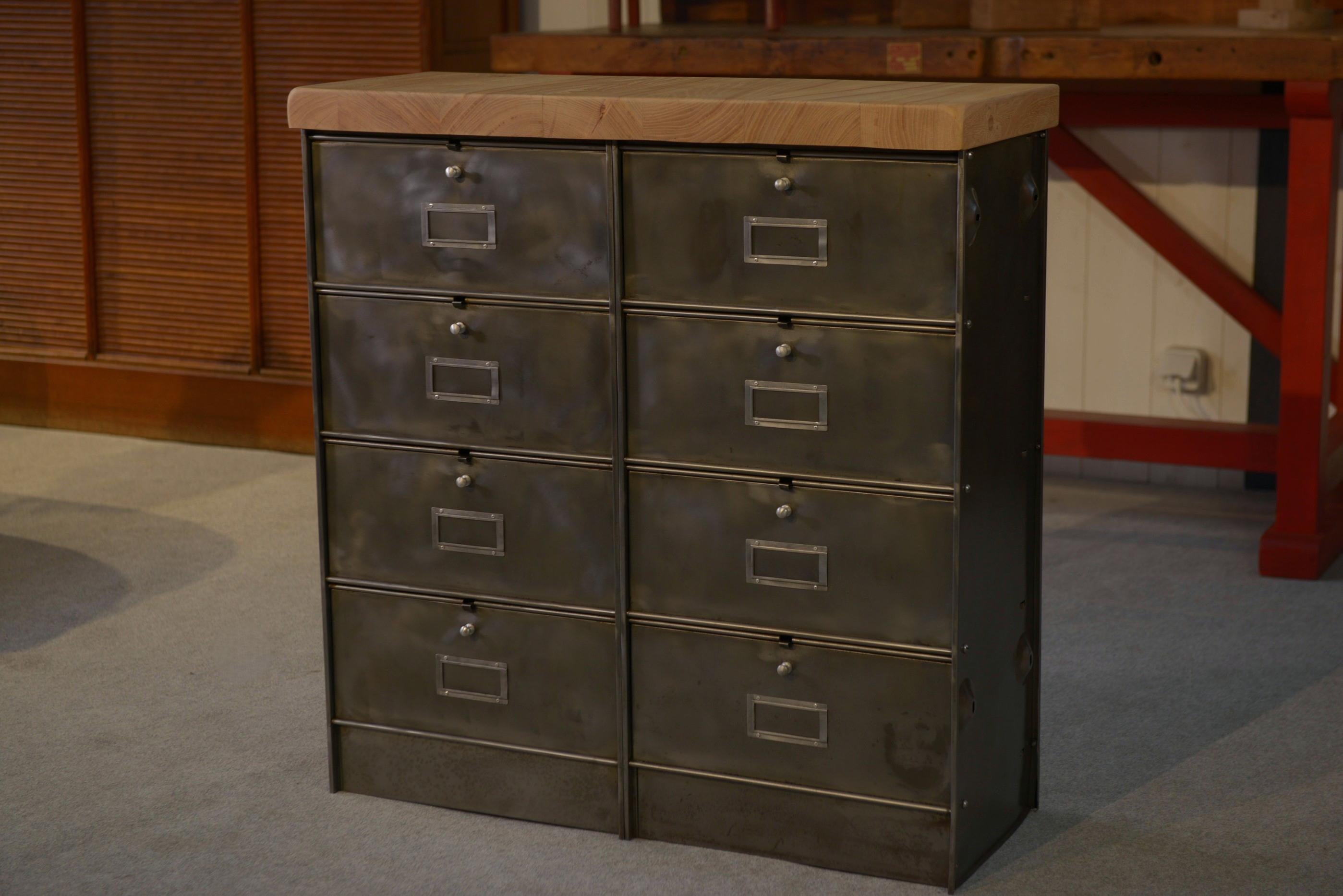Metallo Meuble à clapets Ronéo 2 colonnes 8 clapets travail français vers 1950 in vendita
