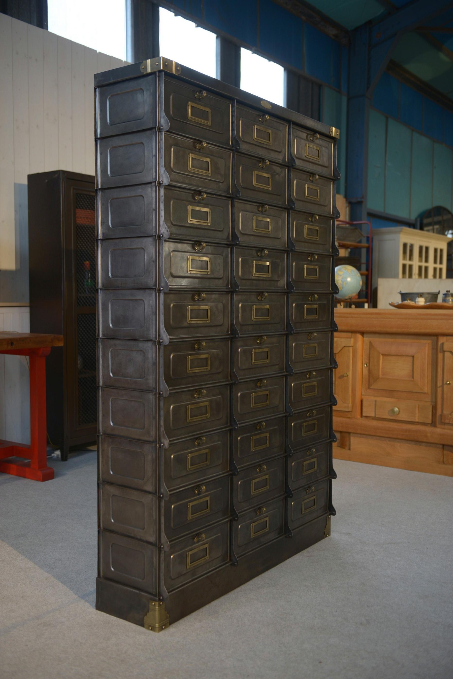 Meuble à clapets STRAFOR travail français vers 1920's im Angebot 5