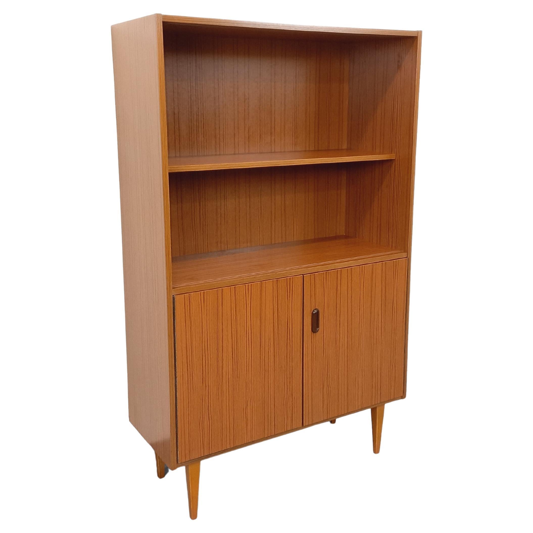 Meuble bibliothèque de rangement vintage style scandinave en mélaminé et teck For Sale