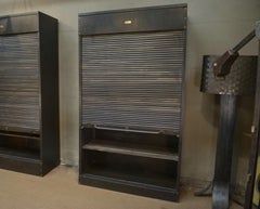 Roneo Paris armoire industrielle en métal, étagères en sapin, France, années 1950