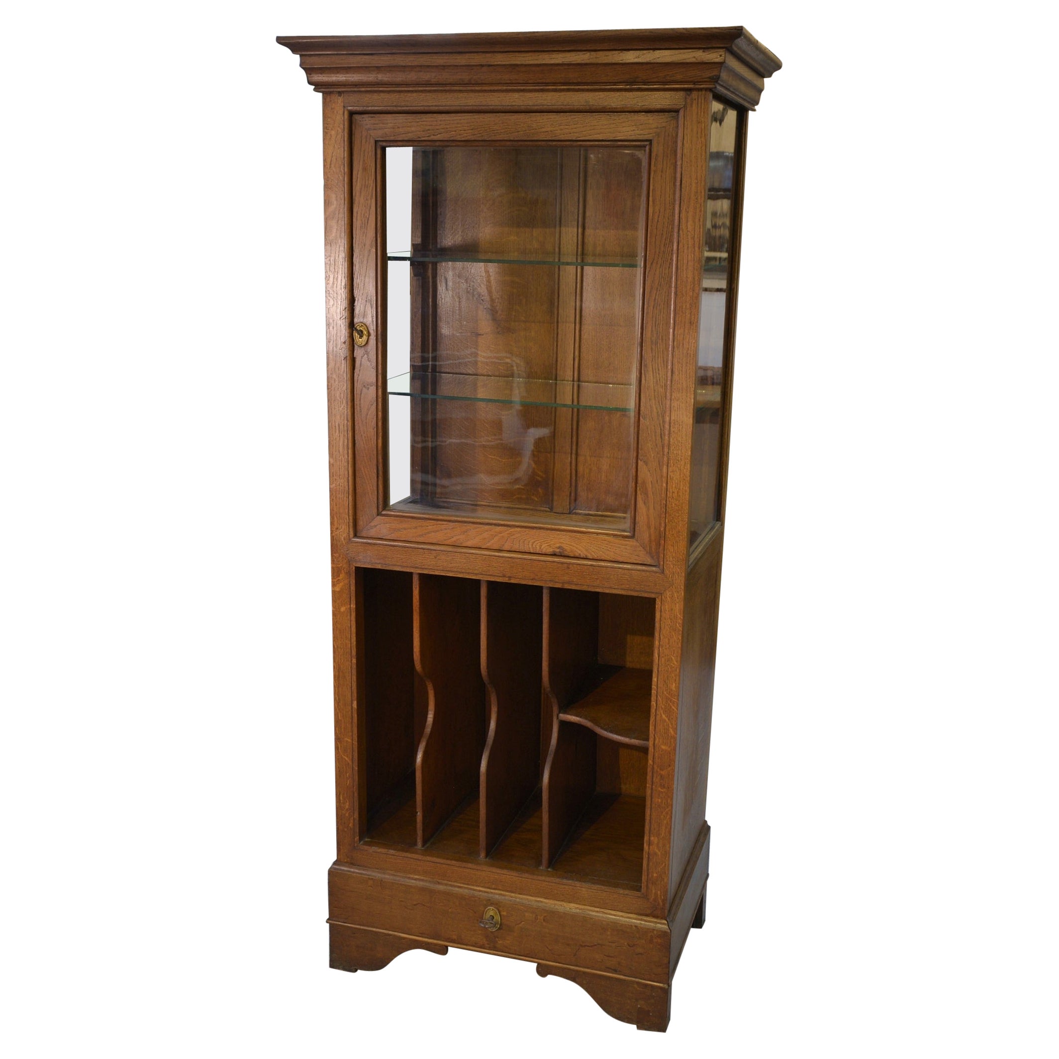 Meuble de métier de médecin en chêne massif 1900's en vente