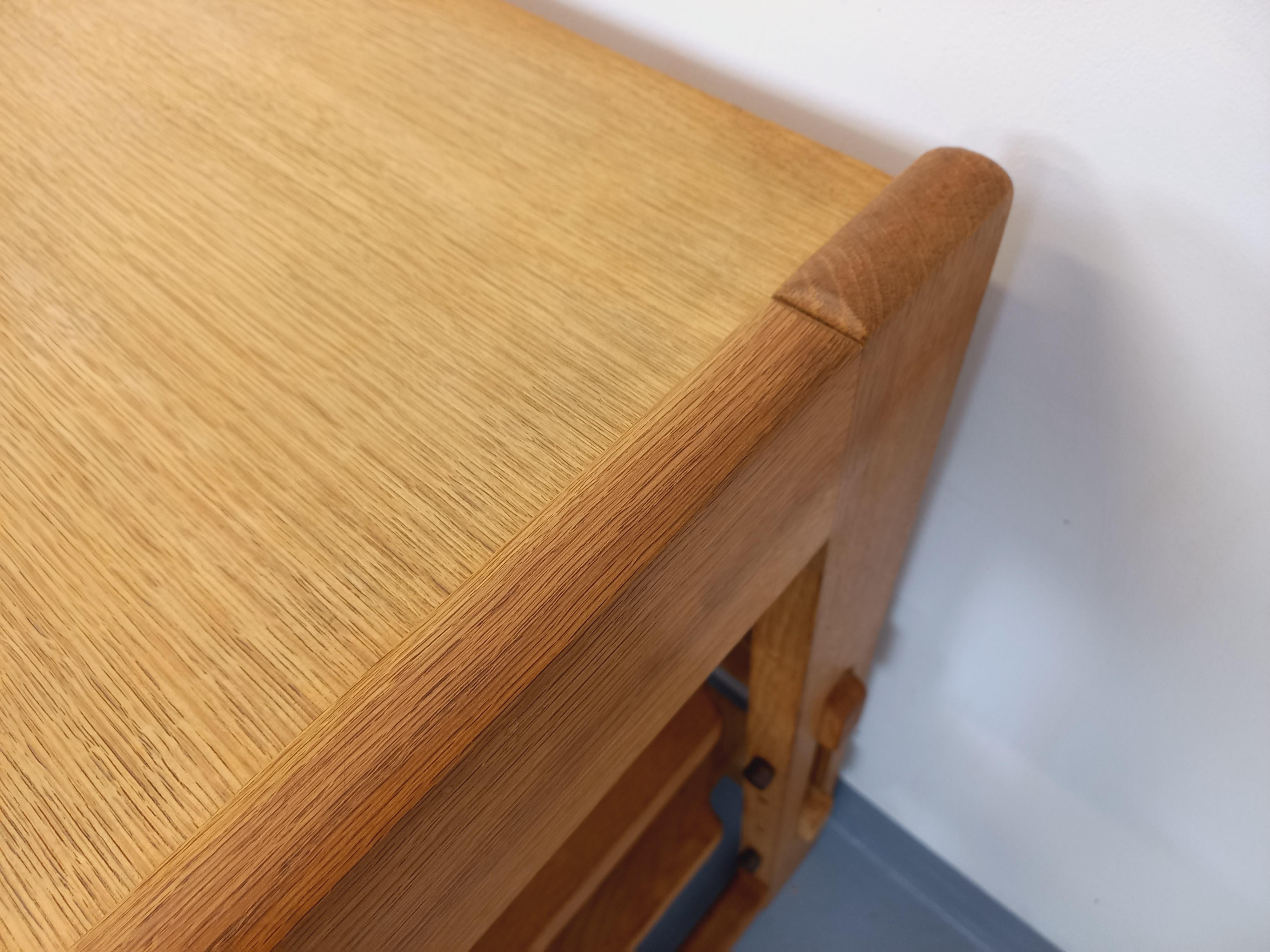 Mueble de jardín abierto vintage Guillerme et Chambron en madera maciza en venta 3