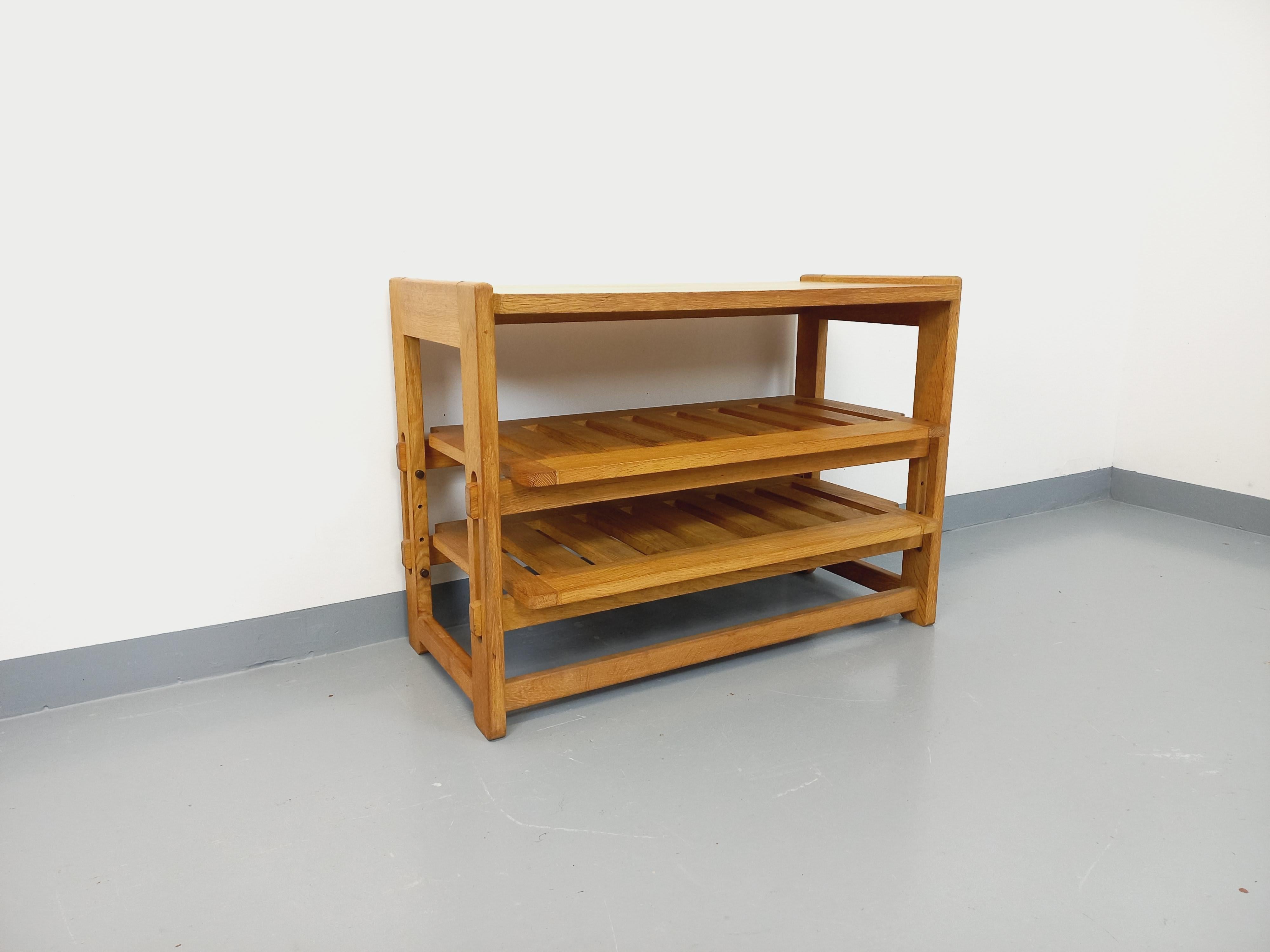 Mueble de jardín abierto vintage Guillerme et Chambron en madera maciza Francés en venta