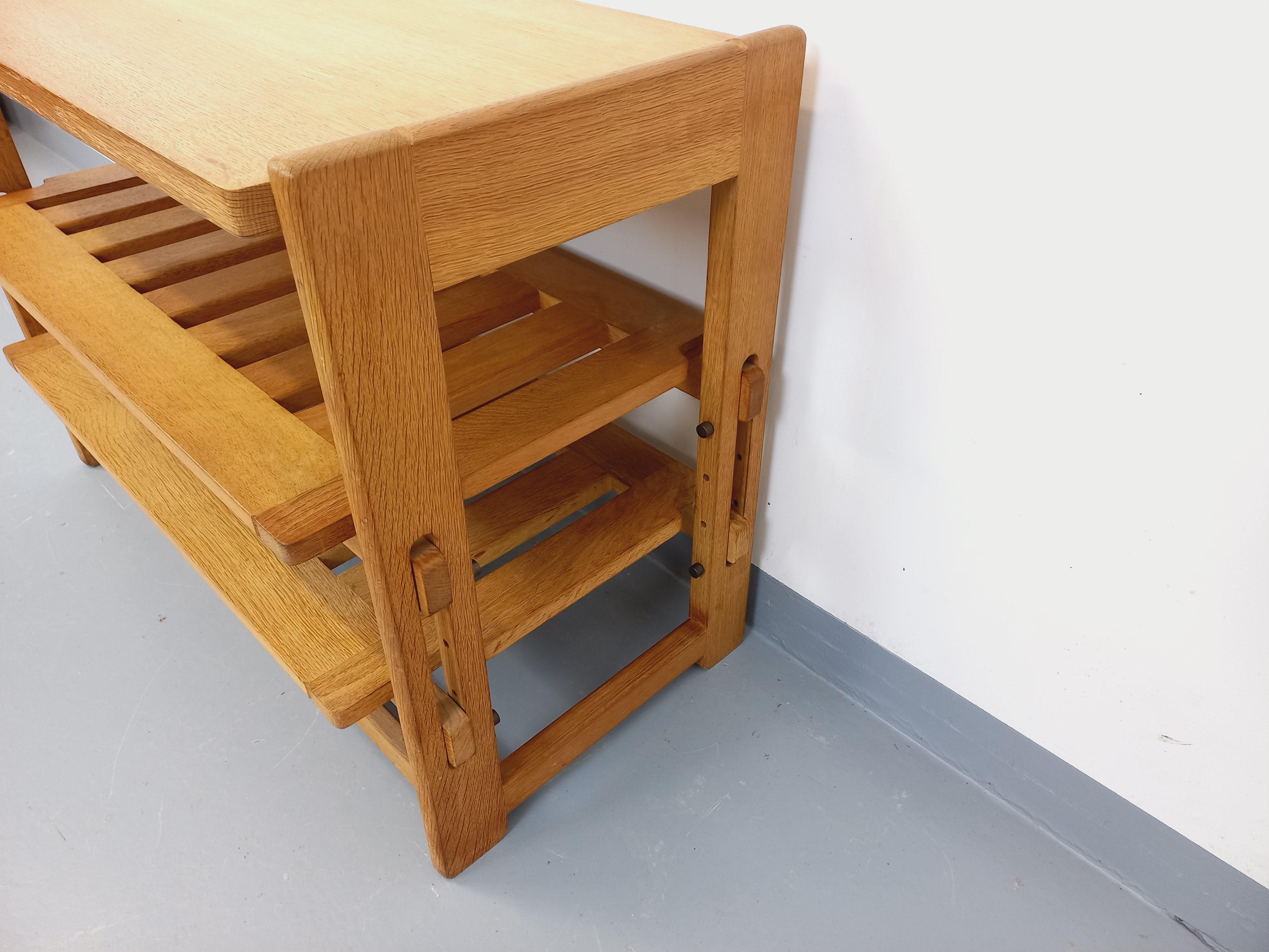 Mueble de jardín abierto vintage Guillerme et Chambron en madera maciza mediados del siglo XX en venta
