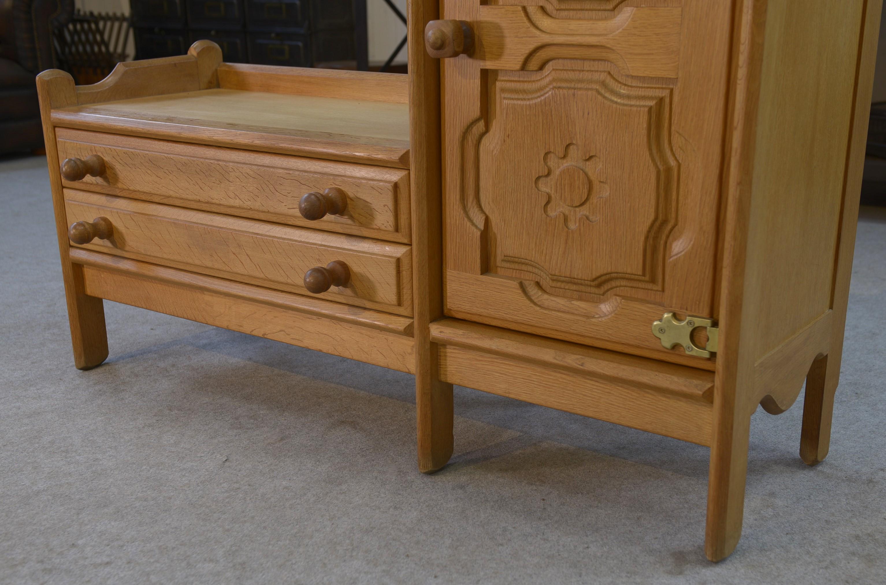 Mueble de entrada en madera de Guillerme et Chambron 1960 en venta 5