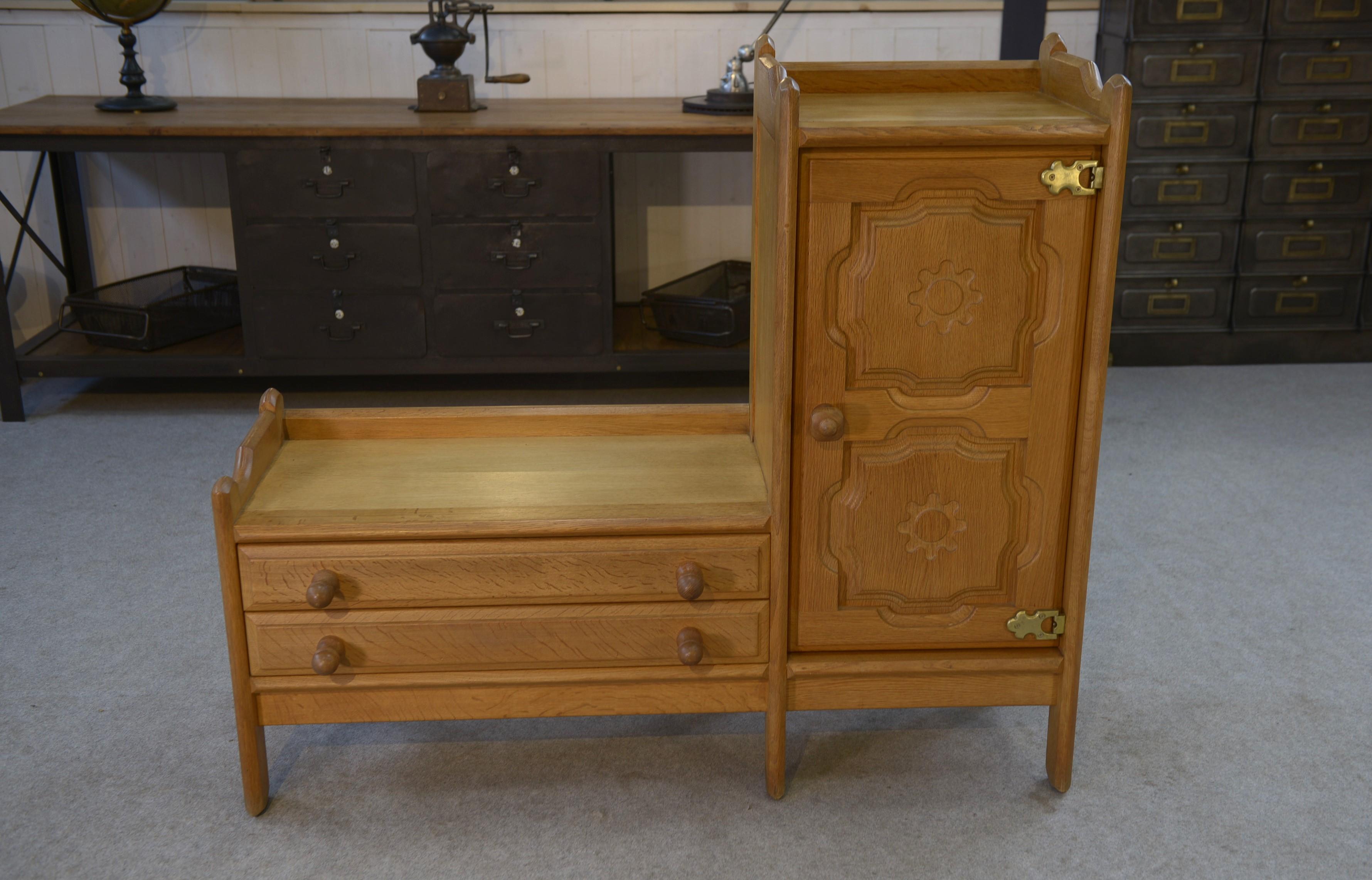 Mueble de entrada en madera de Guillerme et Chambron 1960 Brutalista en venta