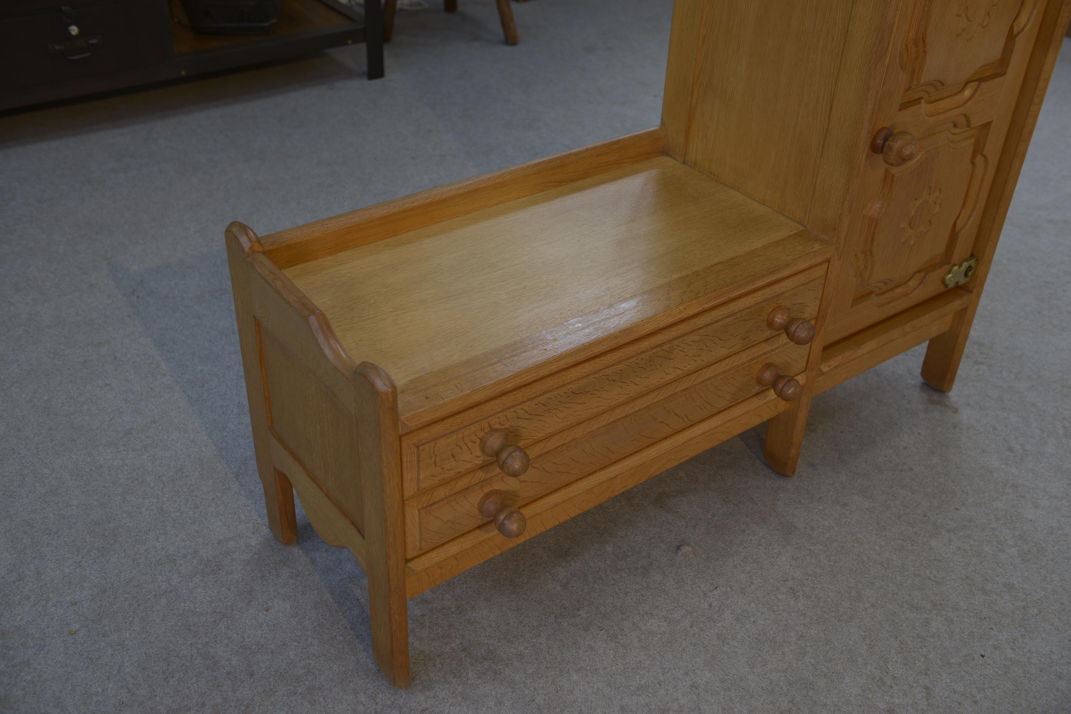 Mueble de entrada en madera de Guillerme et Chambron 1960 en venta 1