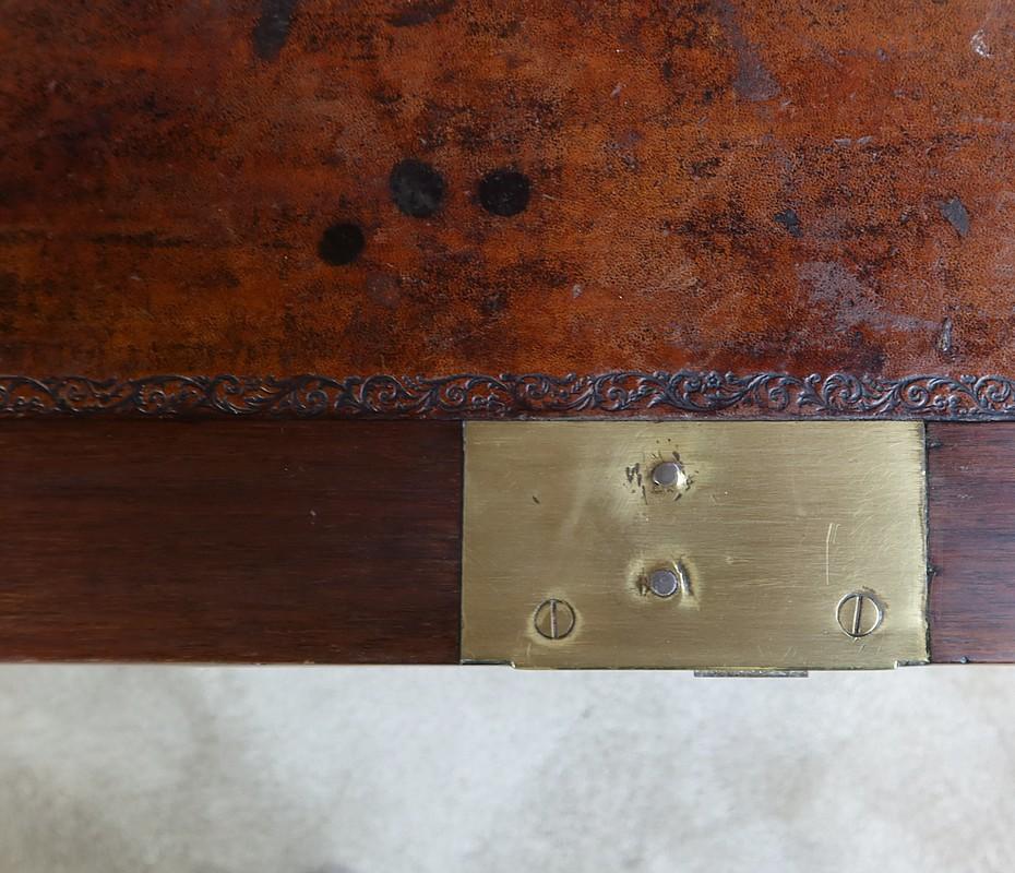 Secretary furniture in precious wood, stamped J. Popsel, Louis XV - 18th century For Sale 10