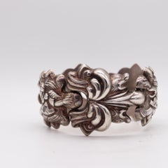 Bracciale messicano Taxco Studio A del 1940 in argento 925, con maglie a forma di repousse