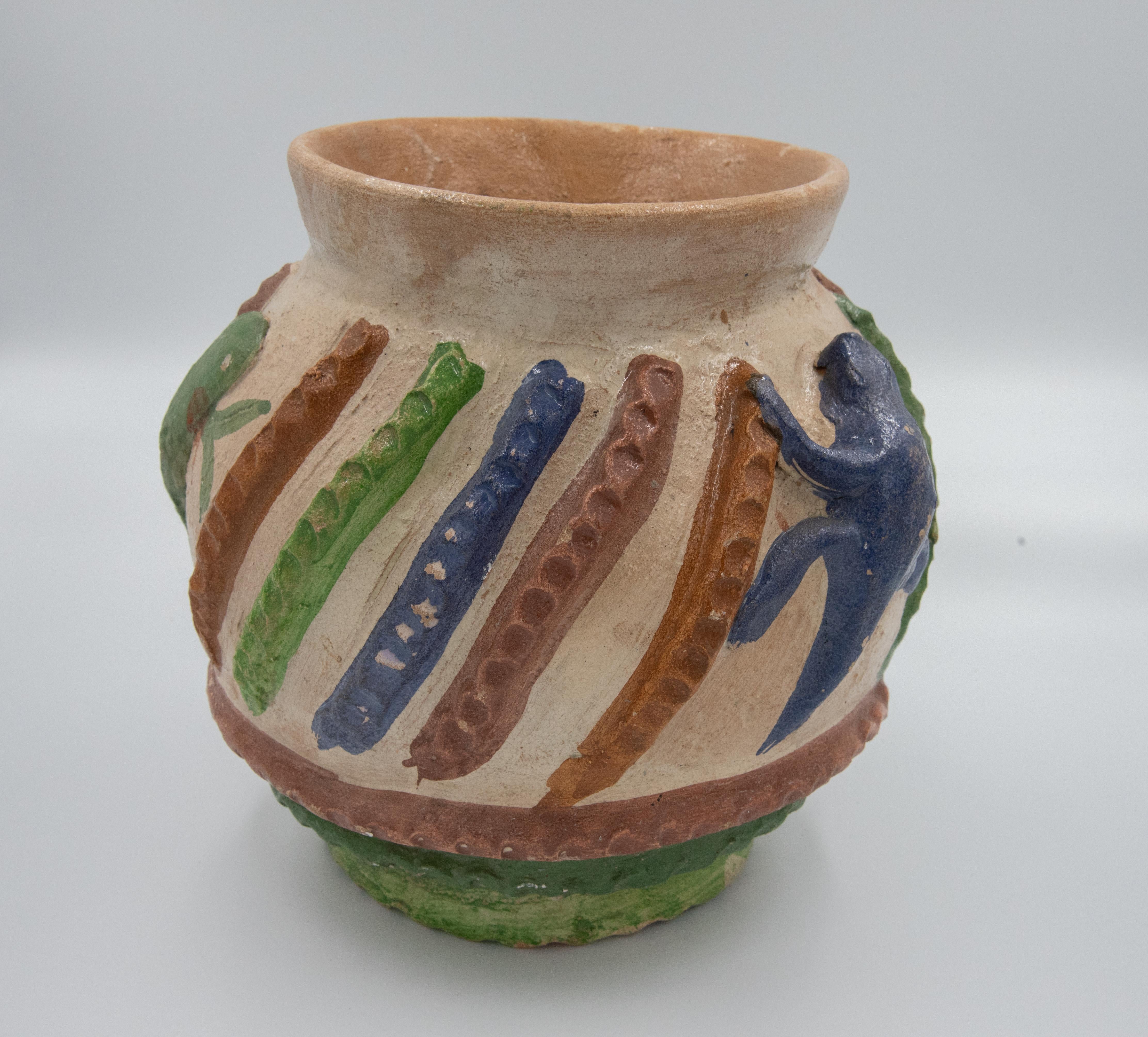 Antiguo jarrón mexicano de barro Dolores Porras Arte popular Jarrón de terracota Hecho a mano en venta