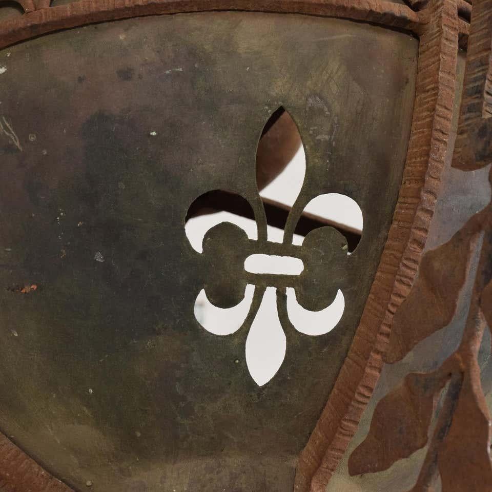 Mexican 1930s French Fleur-de-Lis Pendant Lamp Forged Iron and Steel Mexico For Sale