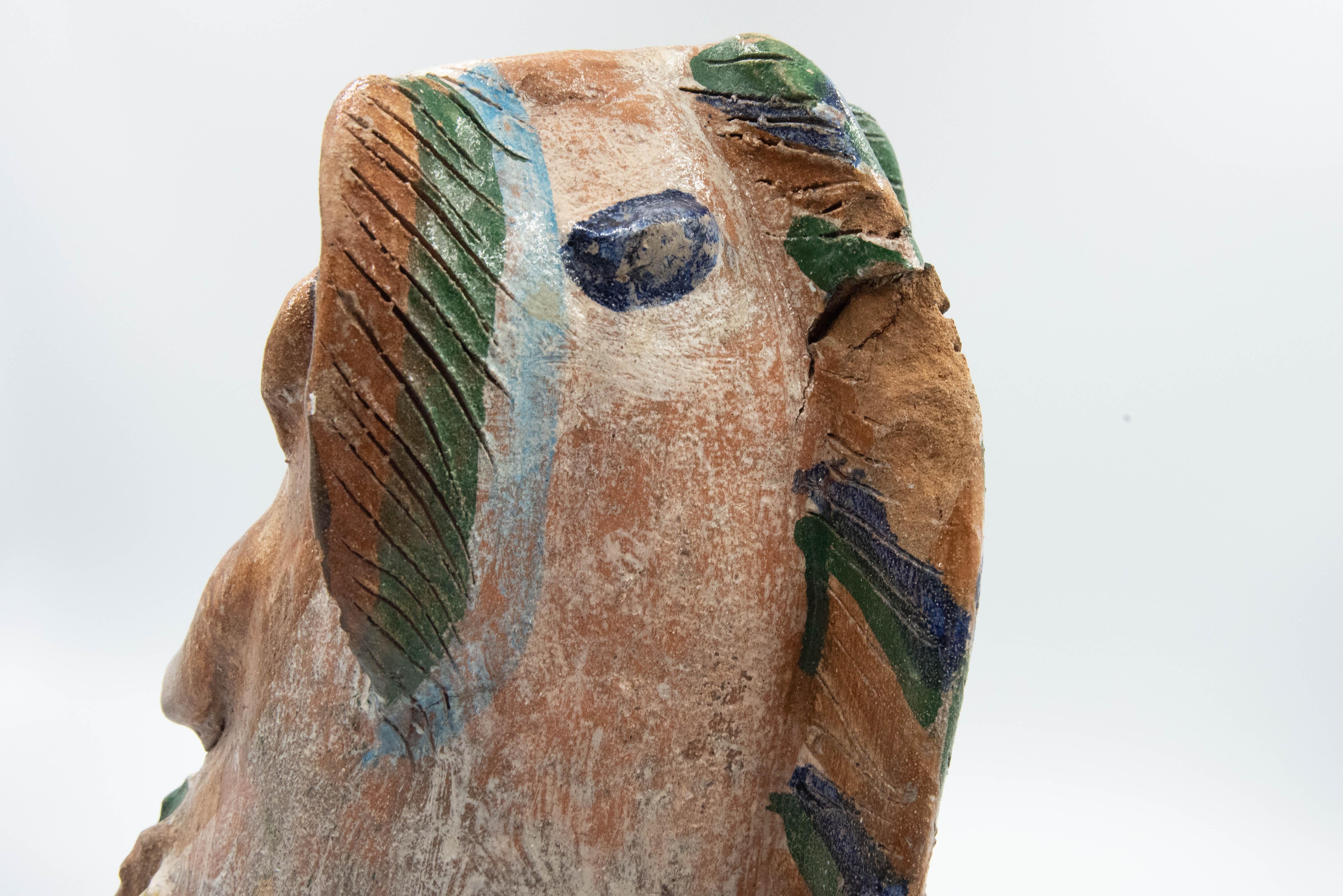 Mexikanische antike mexikanische Keramikvase mit Fischrücken und Maßstäben aus Ton Dolores Porras im Zustand „Starke Gebrauchsspuren“ in Queretaro, Queretaro