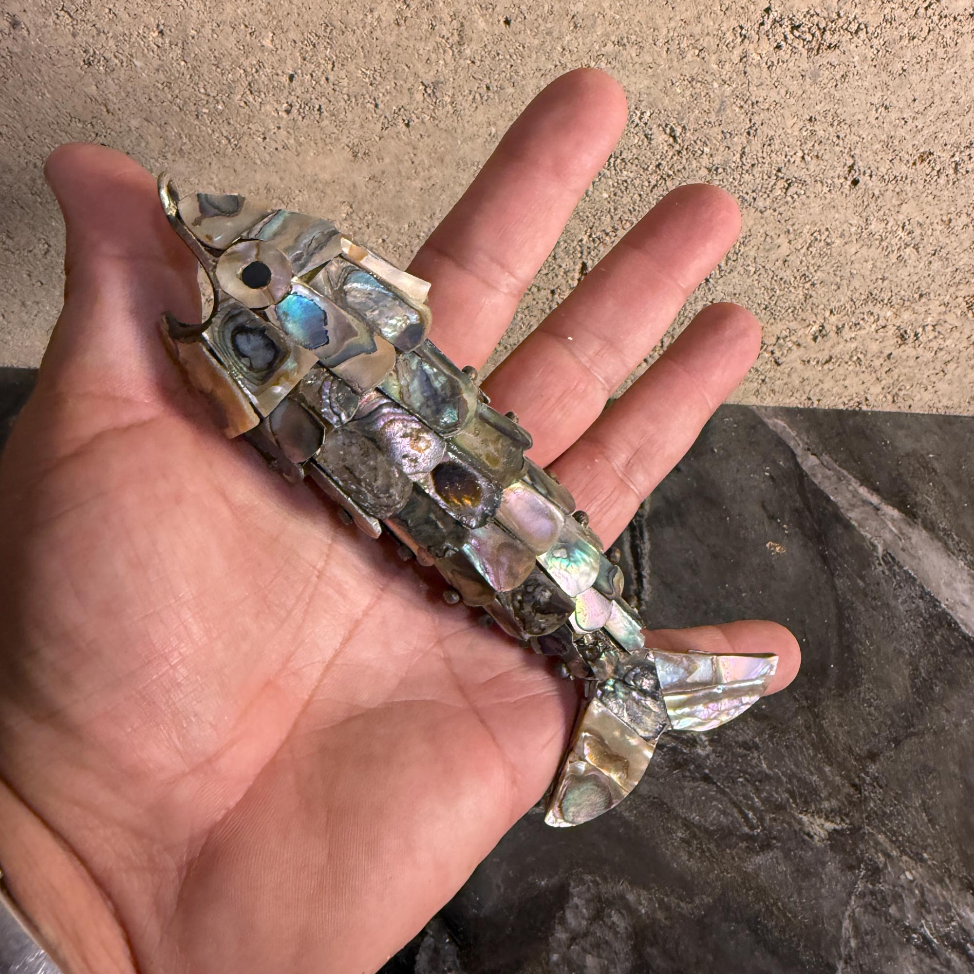Mexican Articulated Fish Bottle Opener Abalone Shell Los Castillo Style For Sale 7