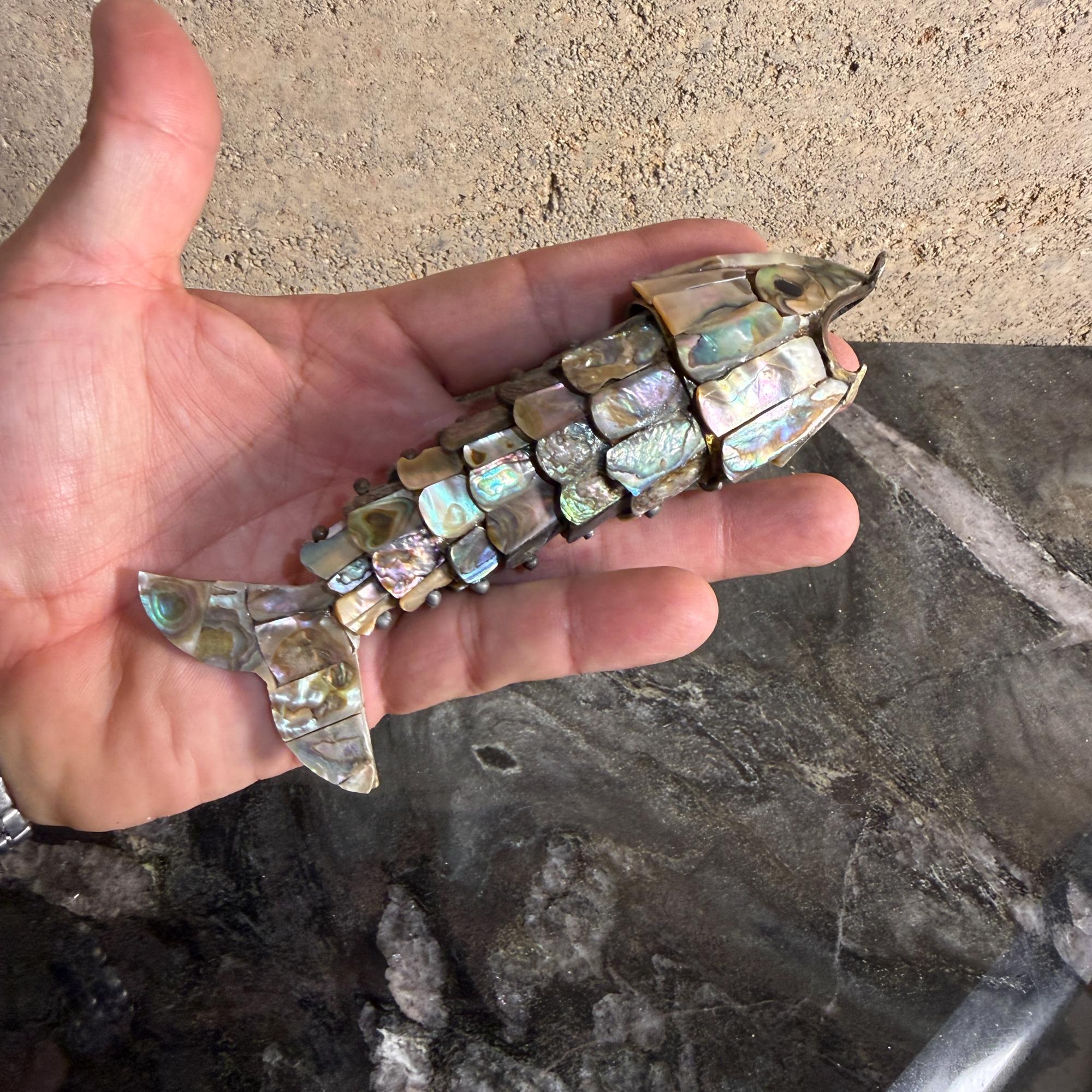 Mexican Articulated Fish Bottle Opener Abalone Shell Los Castillo Style For Sale 3