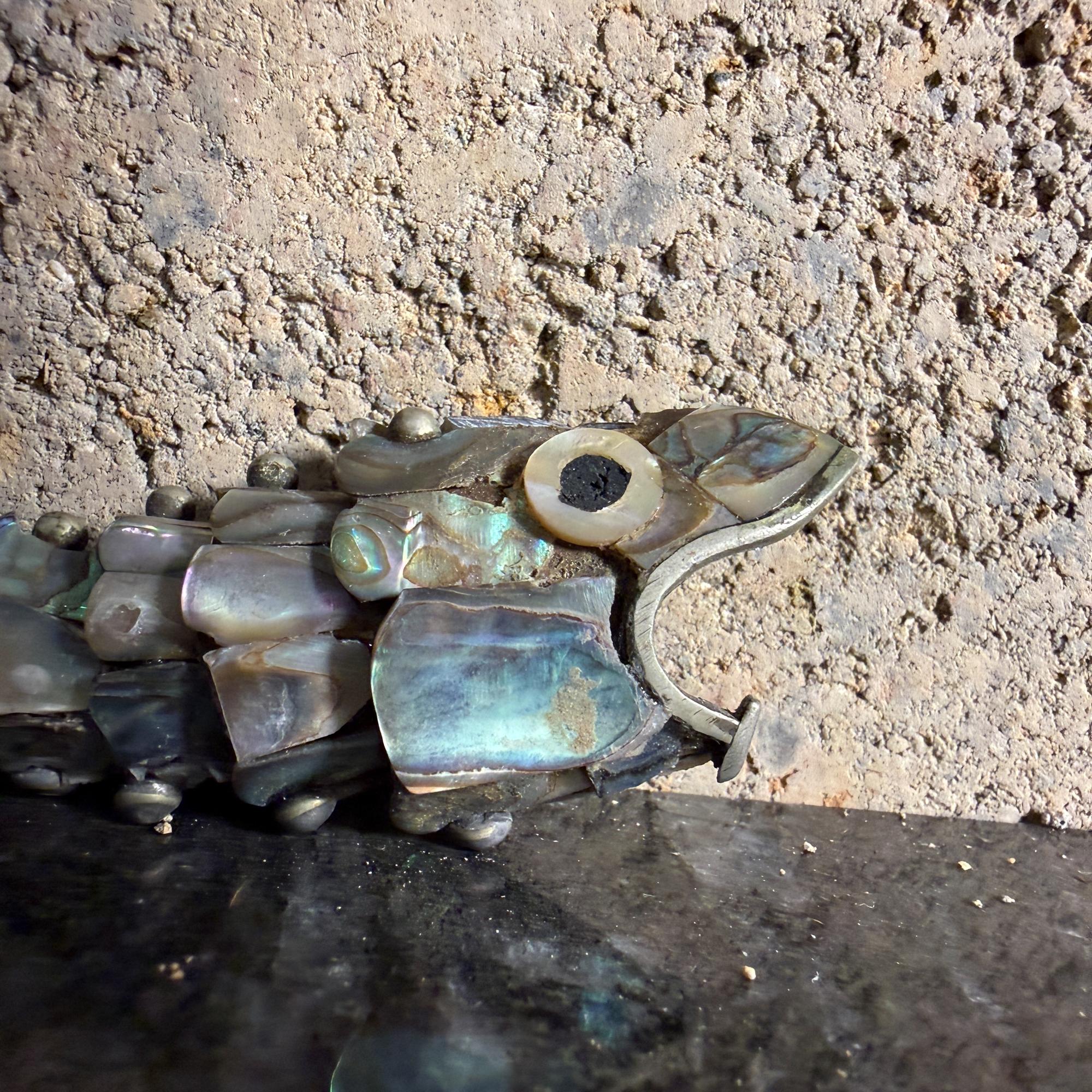 Mexican Articulated Fish Bottle Opener Abalone Shell Los Castillo Style Small For Sale 5