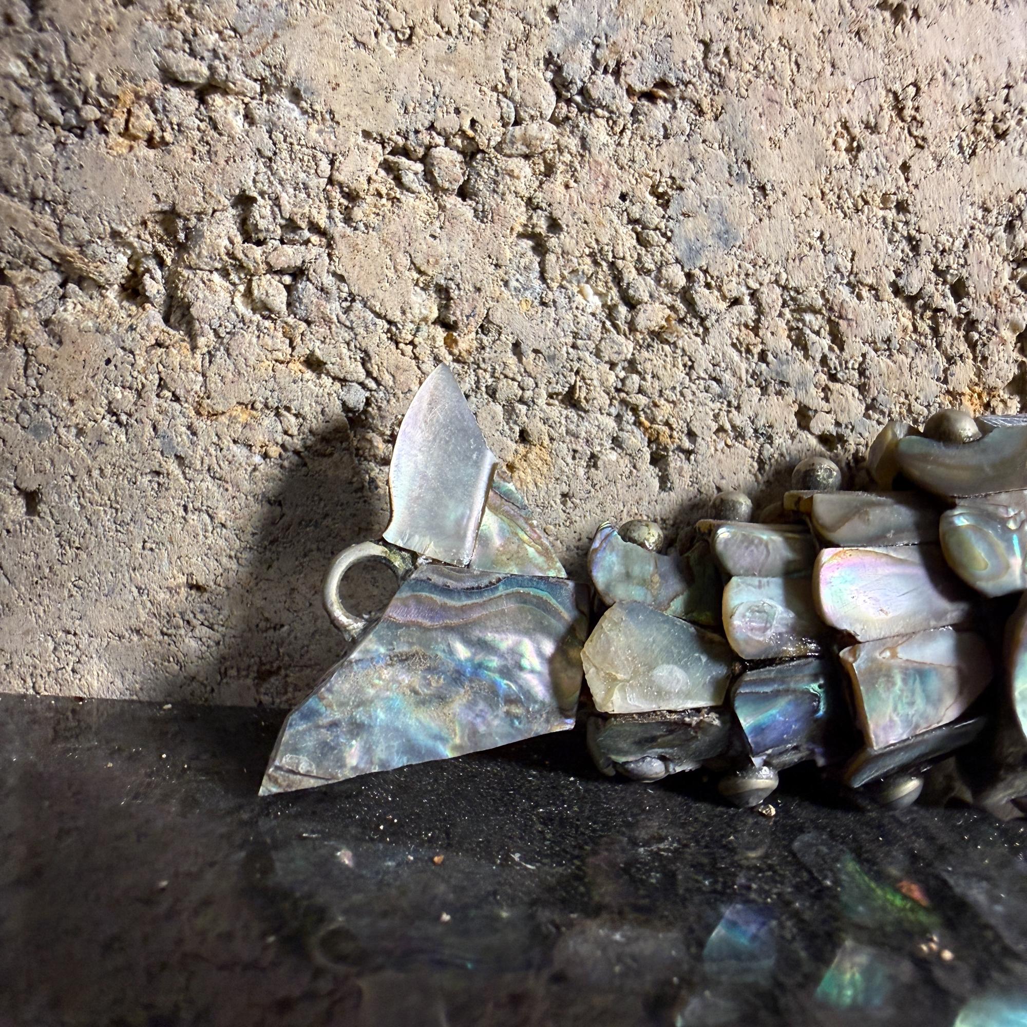 Mexican Articulated Fish Bottle Opener Abalone Shell Los Castillo Style Small For Sale 6