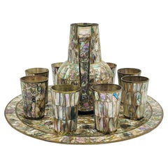 Mexikanisches Krug-Set aus Messing und Abalone-Muschel mit Tablett und acht Tassen, 1950er Jahre