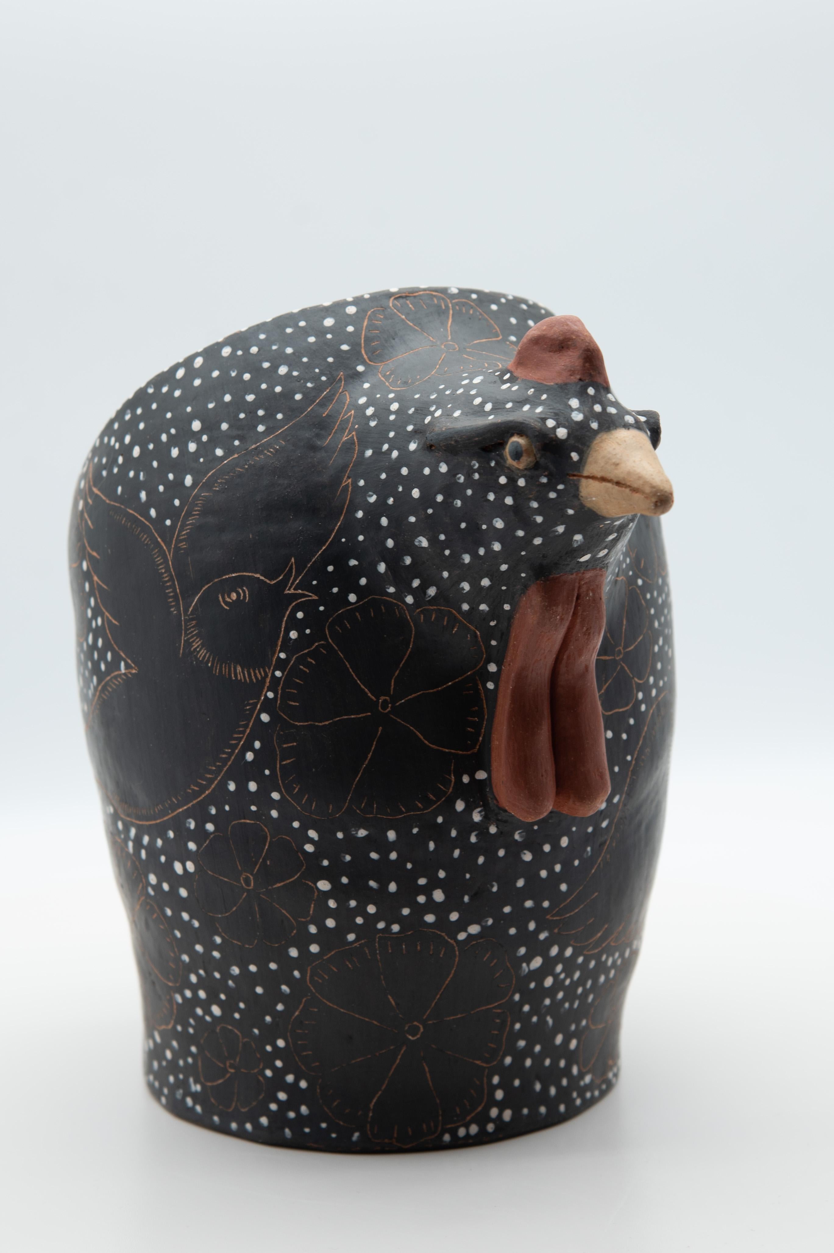 Mexican Burnished Clay Chicken Kitchen Hen Egg Basket Decoration Hen Black In New Condition In Queretaro, Queretaro