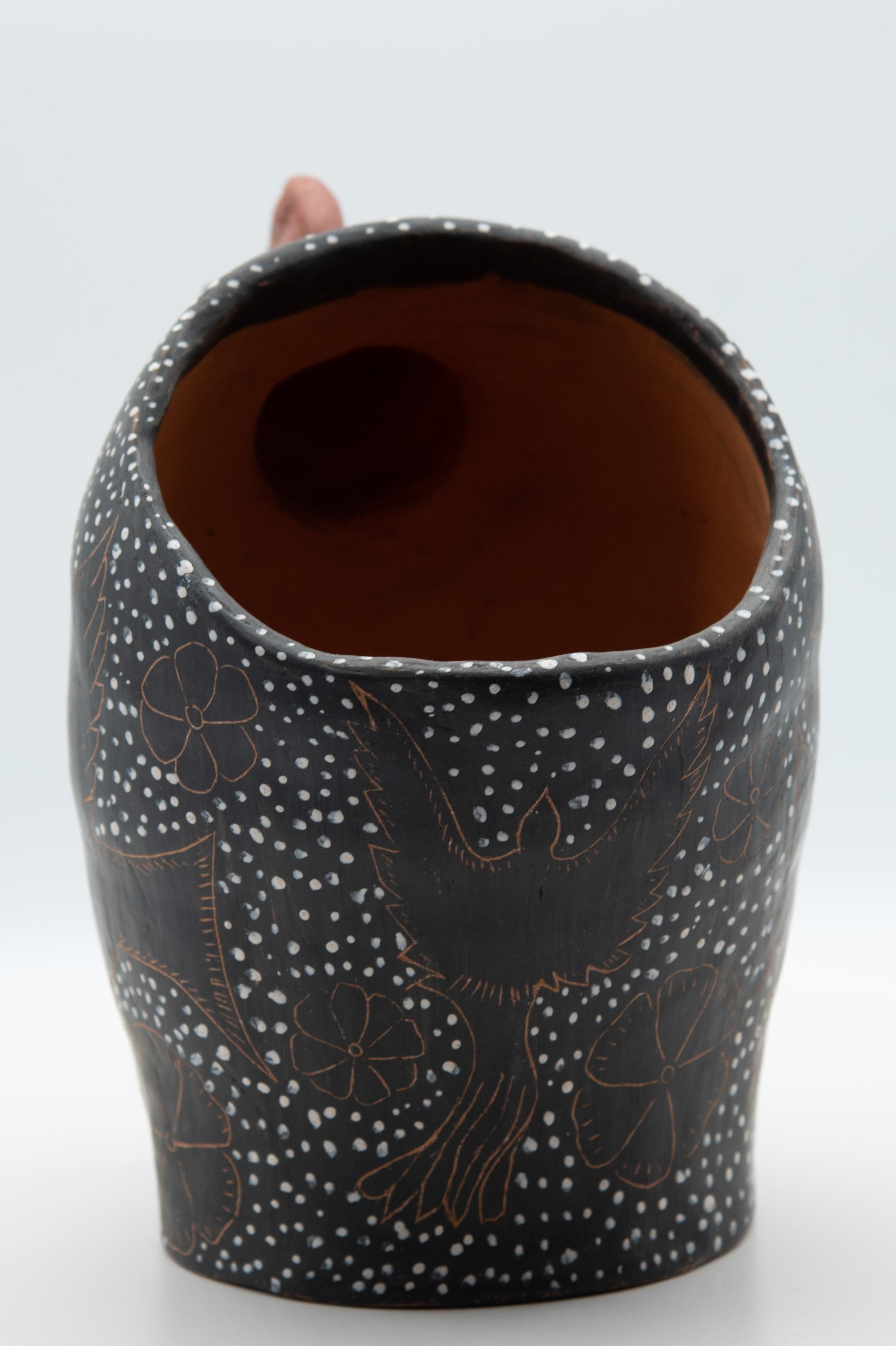 Contemporary Mexican Burnished Clay Chicken Kitchen Hen Egg Basket Decoration Hen Black