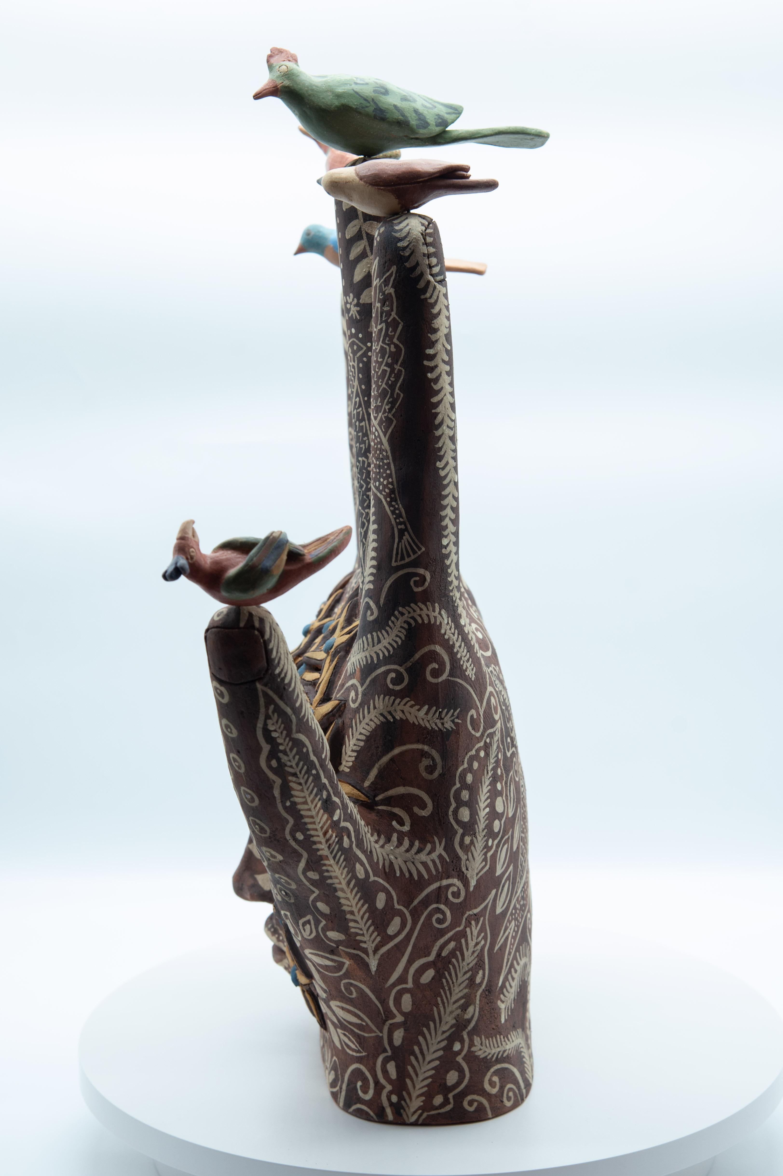 Mexikanische handgeformte oaxacafarbene Keramik-Skulptur aus brüniertem Ton, organisch, vorspanisch (Volkskunst) im Angebot