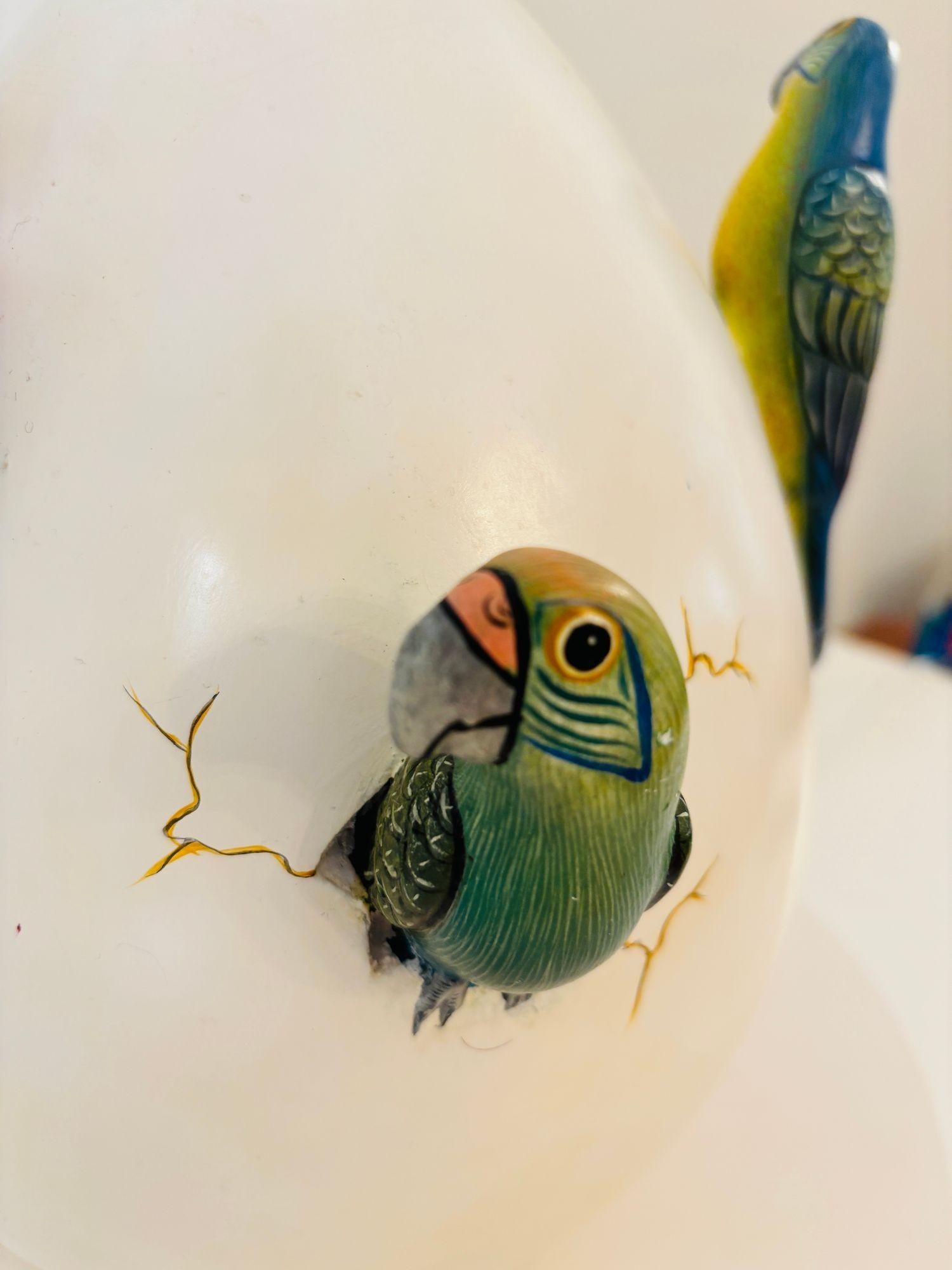 Arte ceramica messicana di parrocchetti in cova d'uovo in stile Bustamante 1980 in vendita 2