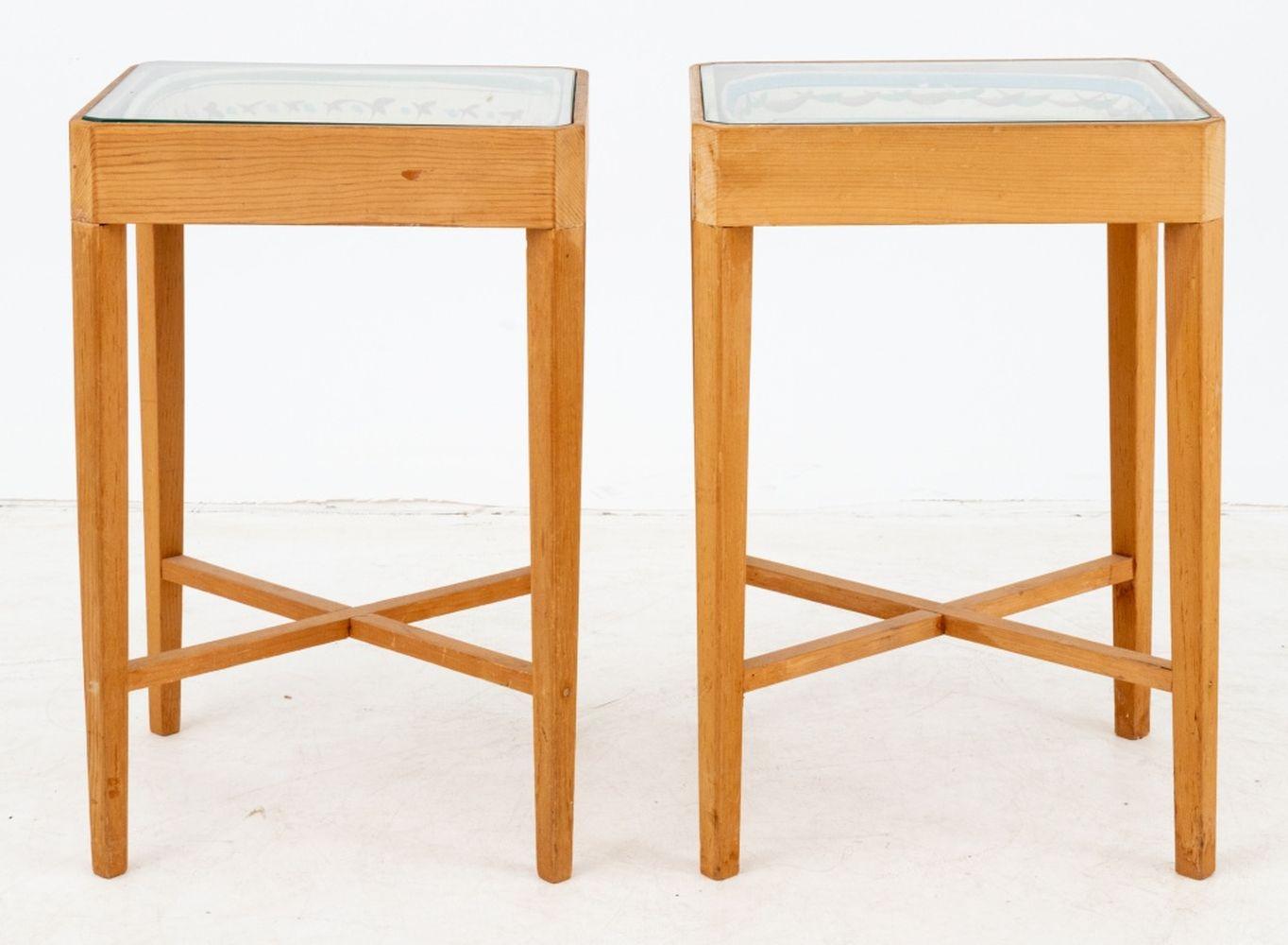 Mexican Ceramic Dish Inset Side Tables, Pair In Good Condition For Sale In Astoria, NY