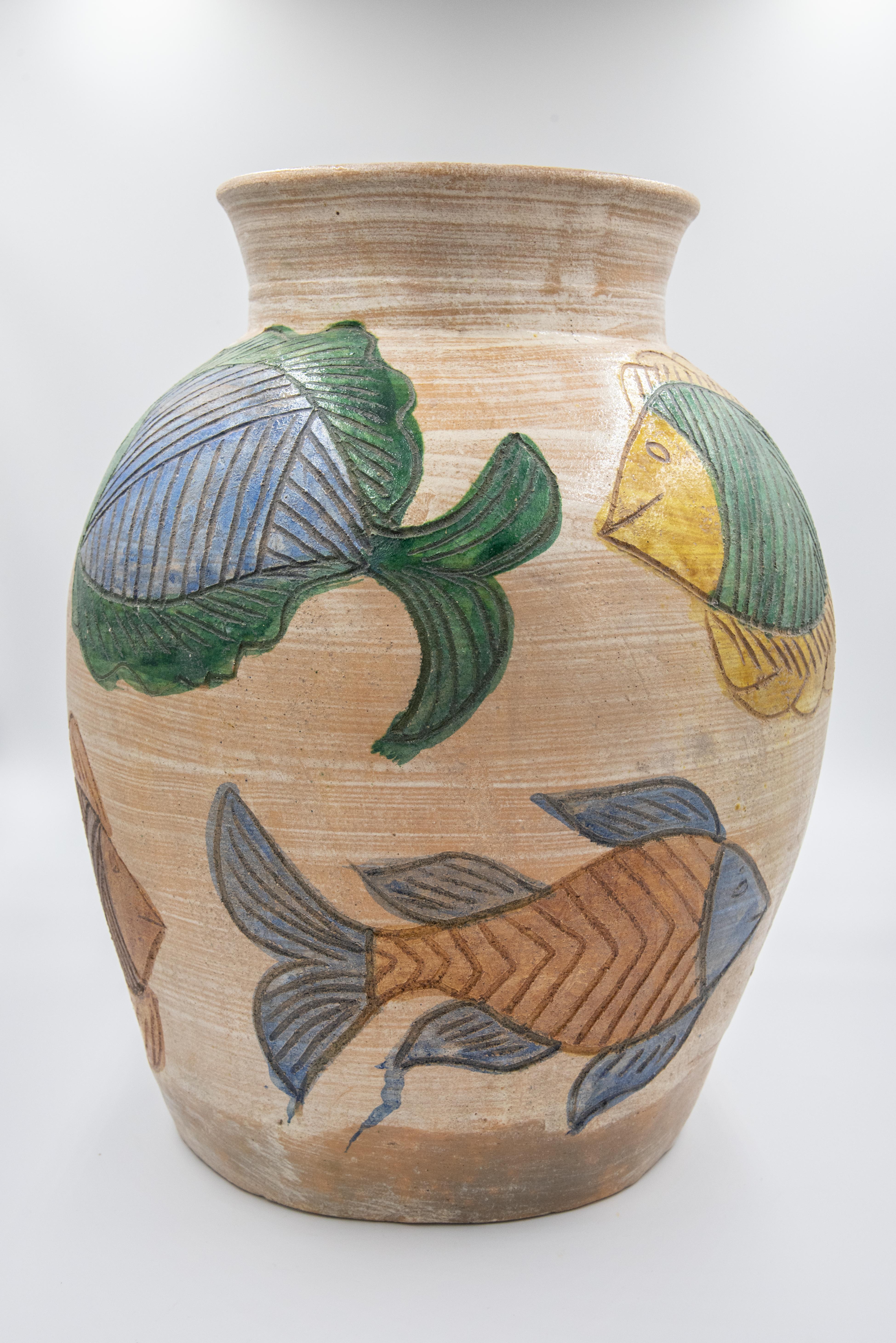 Mexicain Vase pichet en céramique mexicaine poissons, récipient décoratif d'art populaire mexicain Dolores Porras 1994 en vente