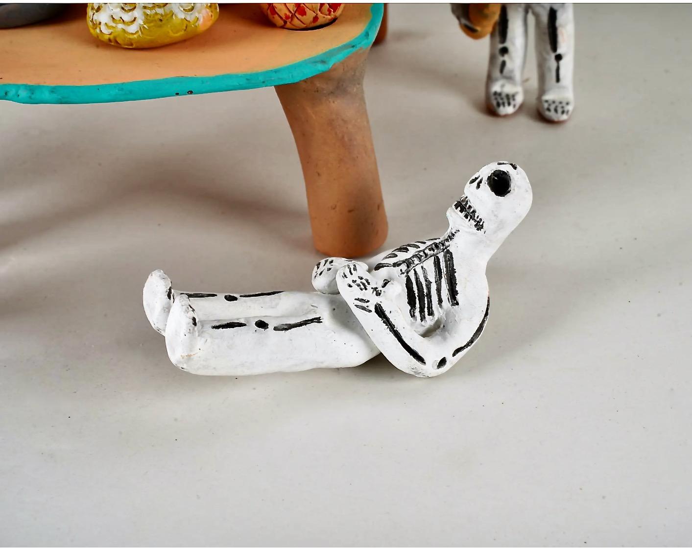 Collection de céramiques mexicaines Day of the Dead (Jour de la mort) Bon état - En vente à Pasadena, CA