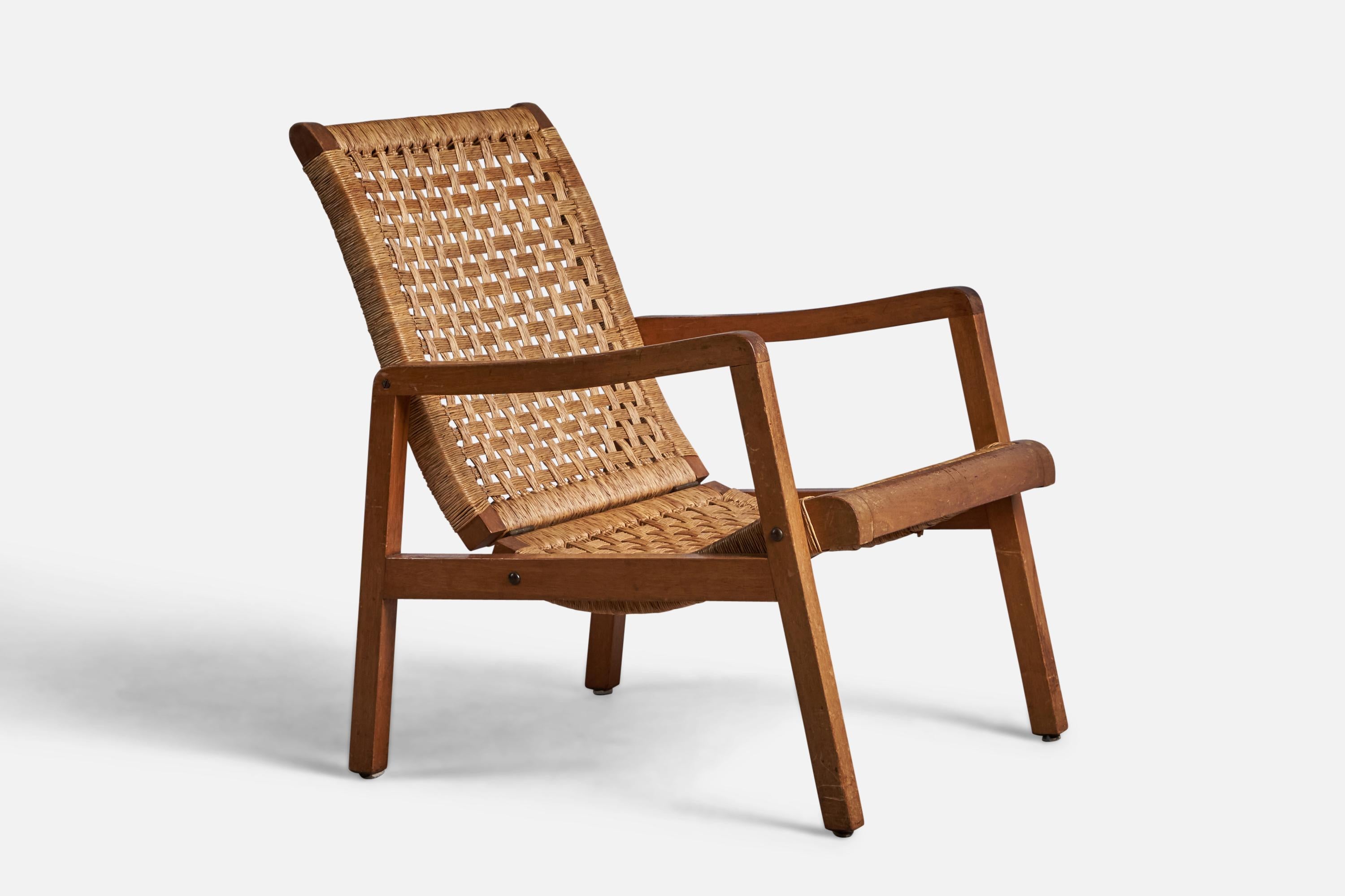 Mexican Designer, Lounge Chair, Oak, Cane, Mexico, 1950s In Good Condition For Sale In High Point, NC