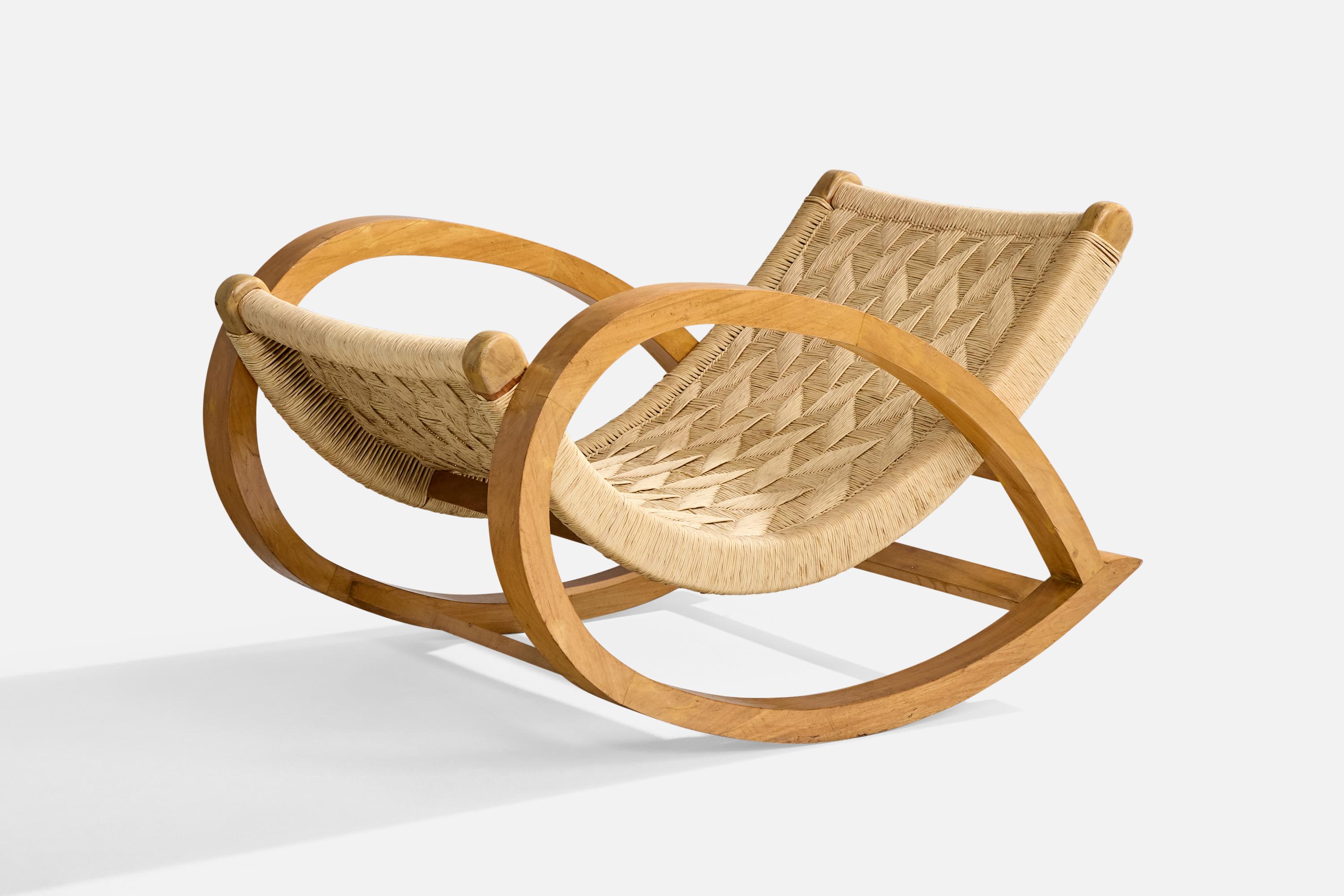 Diseñador Mexicano, Silla mecedora, Madera, Rush, México, años 50. en Bueno estado para la venta en High Point, NC