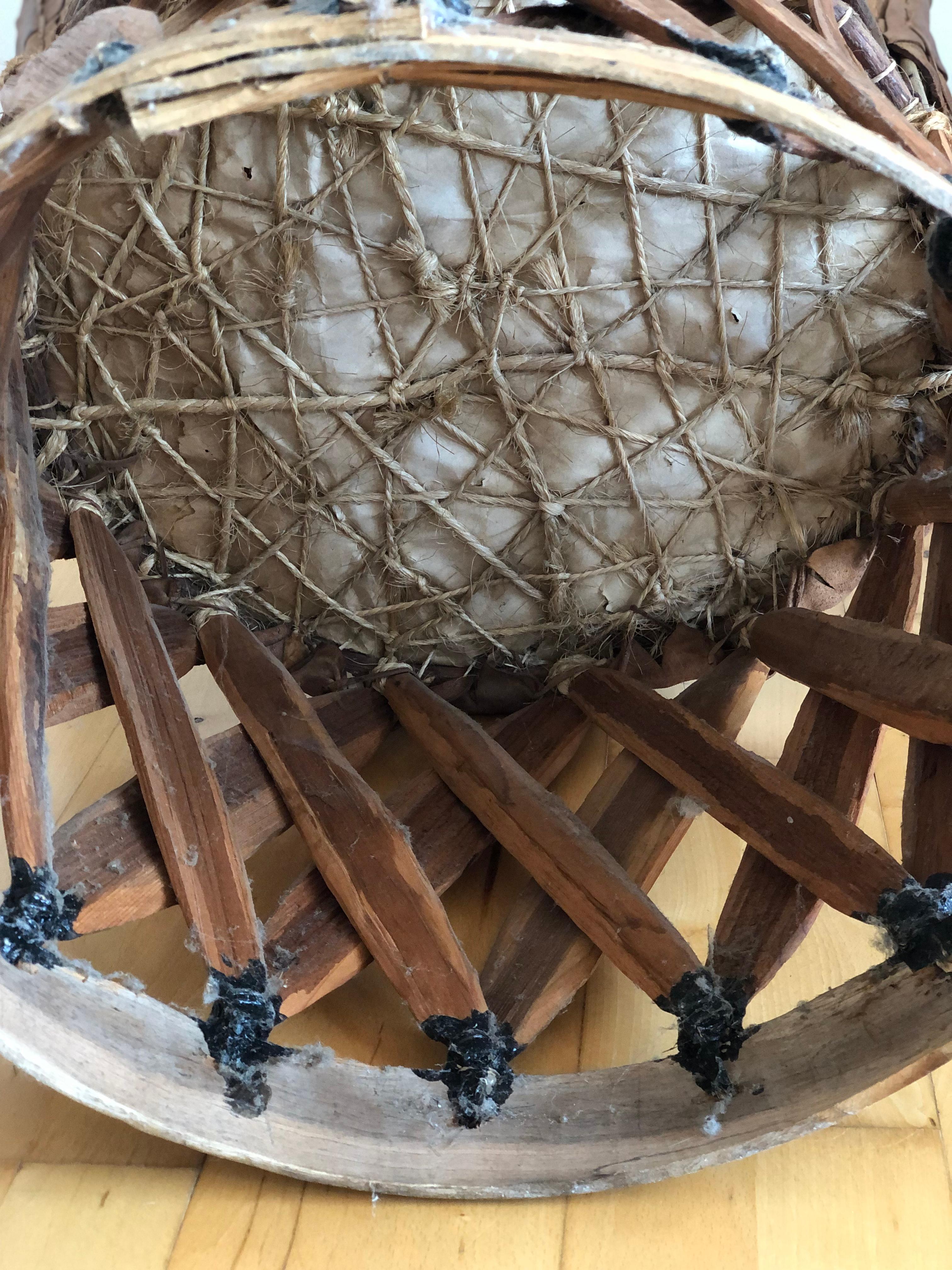 Chaise mexicaine Equipale Folk Art avec scène de corrida peinte à la main 1930s en vente 4