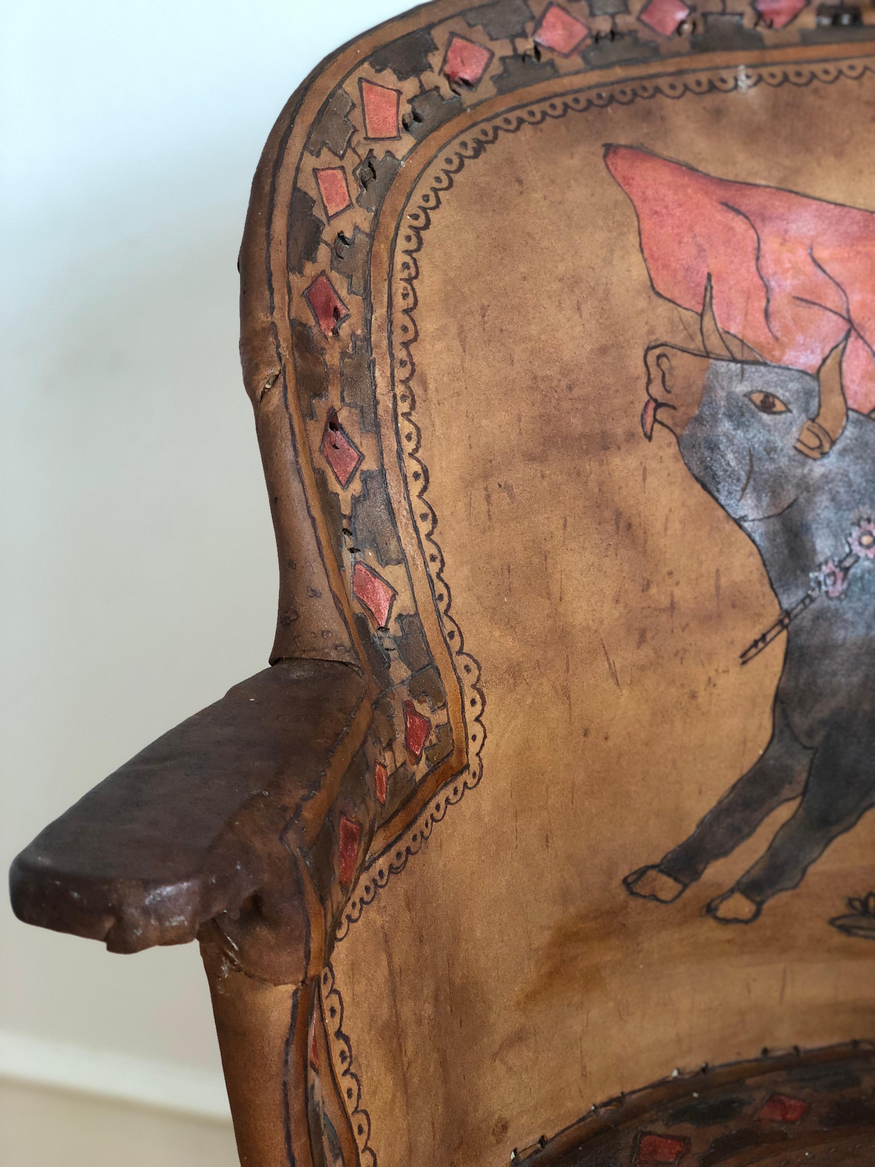 Artisanat Chaise mexicaine Equipale Folk Art avec scène de corrida peinte à la main 1930s en vente