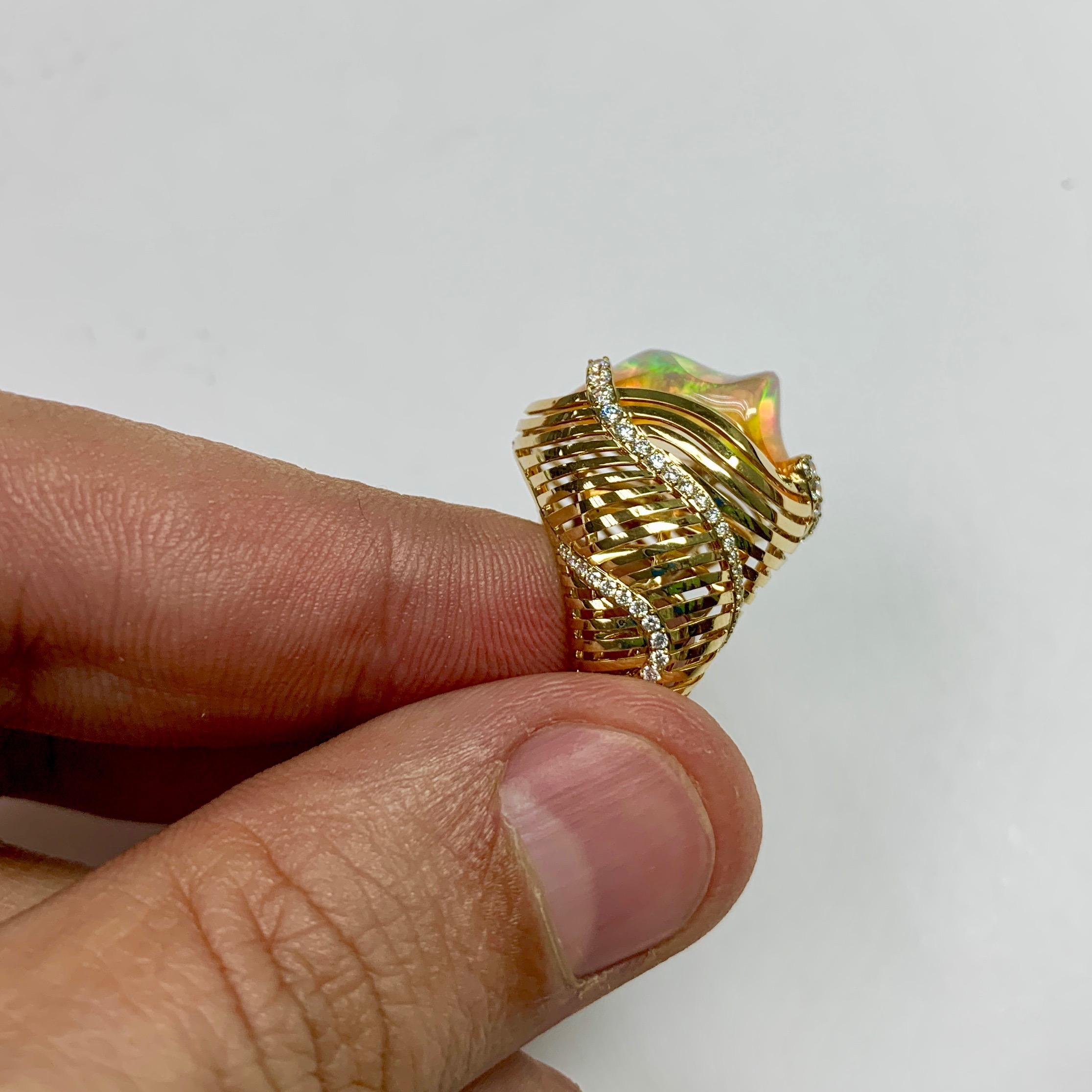 Contemporary Mexican Fire Opal Diamonds White 18 Karat Yellow Gold Ring For Sale