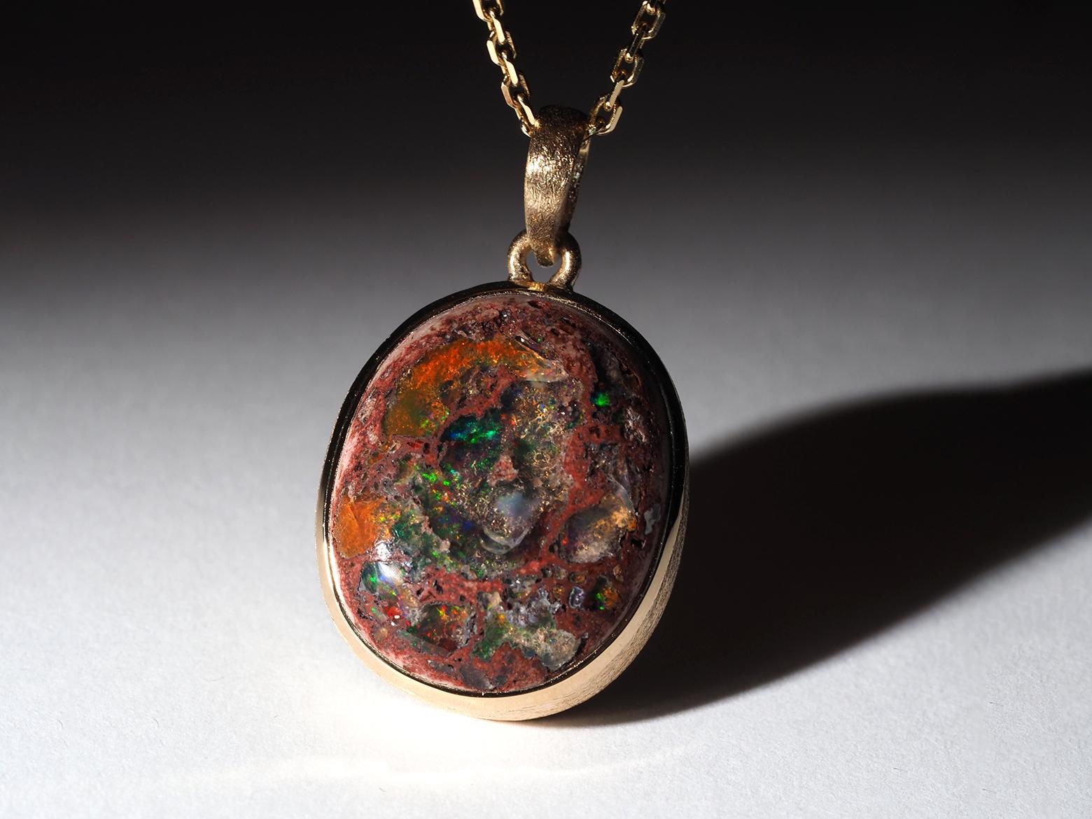 Mexican Fire Opal Gold Silver necklace 19 ct wife gift birthday special person In New Condition For Sale In Berlin, DE