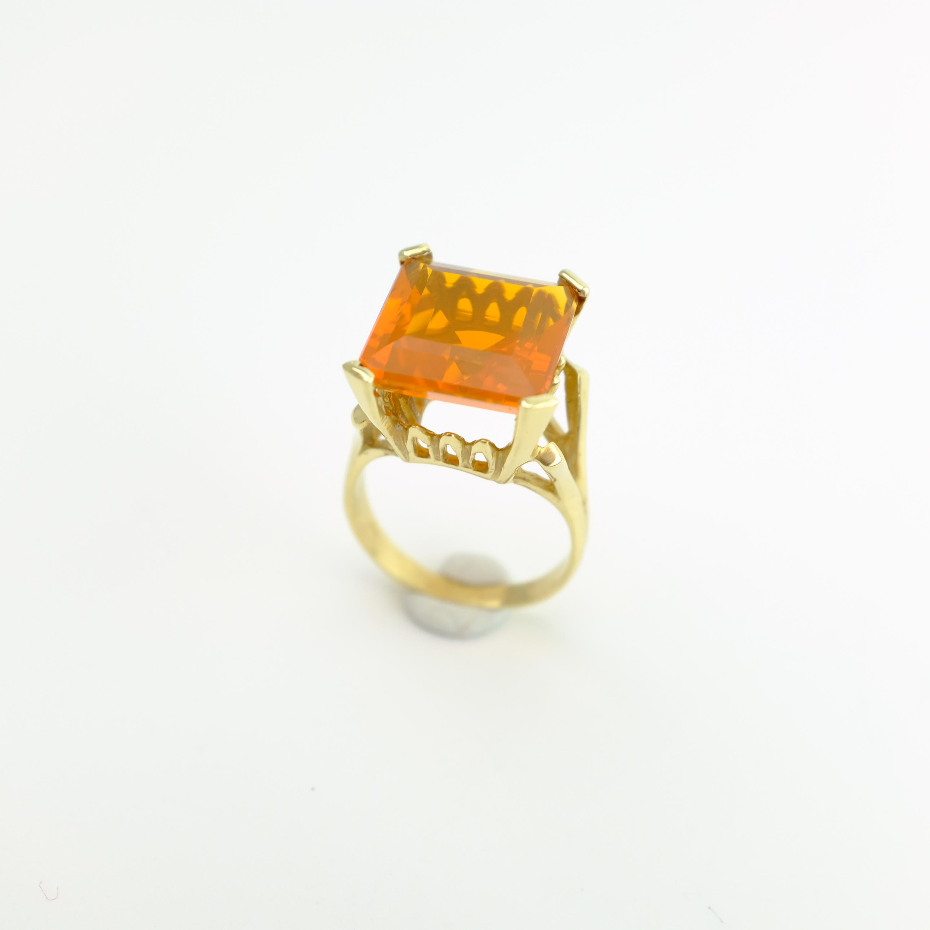 Mexican Fire Opal in Fanta Orange Retro Gold Setting 7