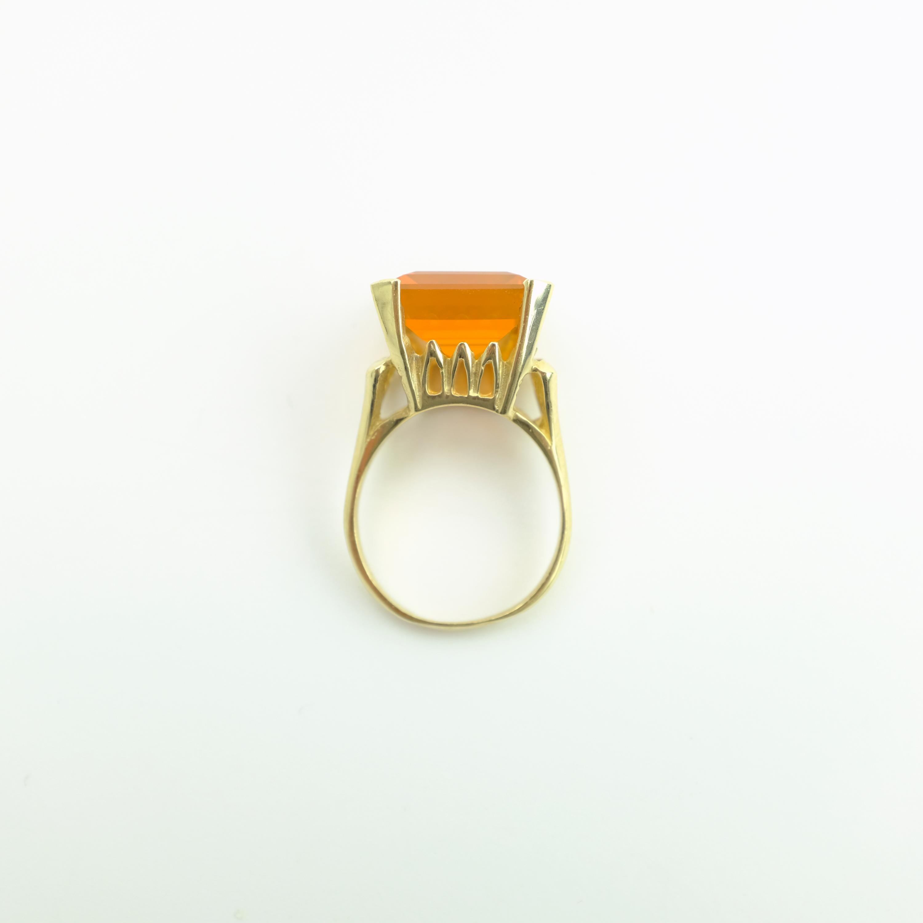 Mexican Fire Opal in Fanta Orange Retro Gold Setting In Excellent Condition In Southbury, CT